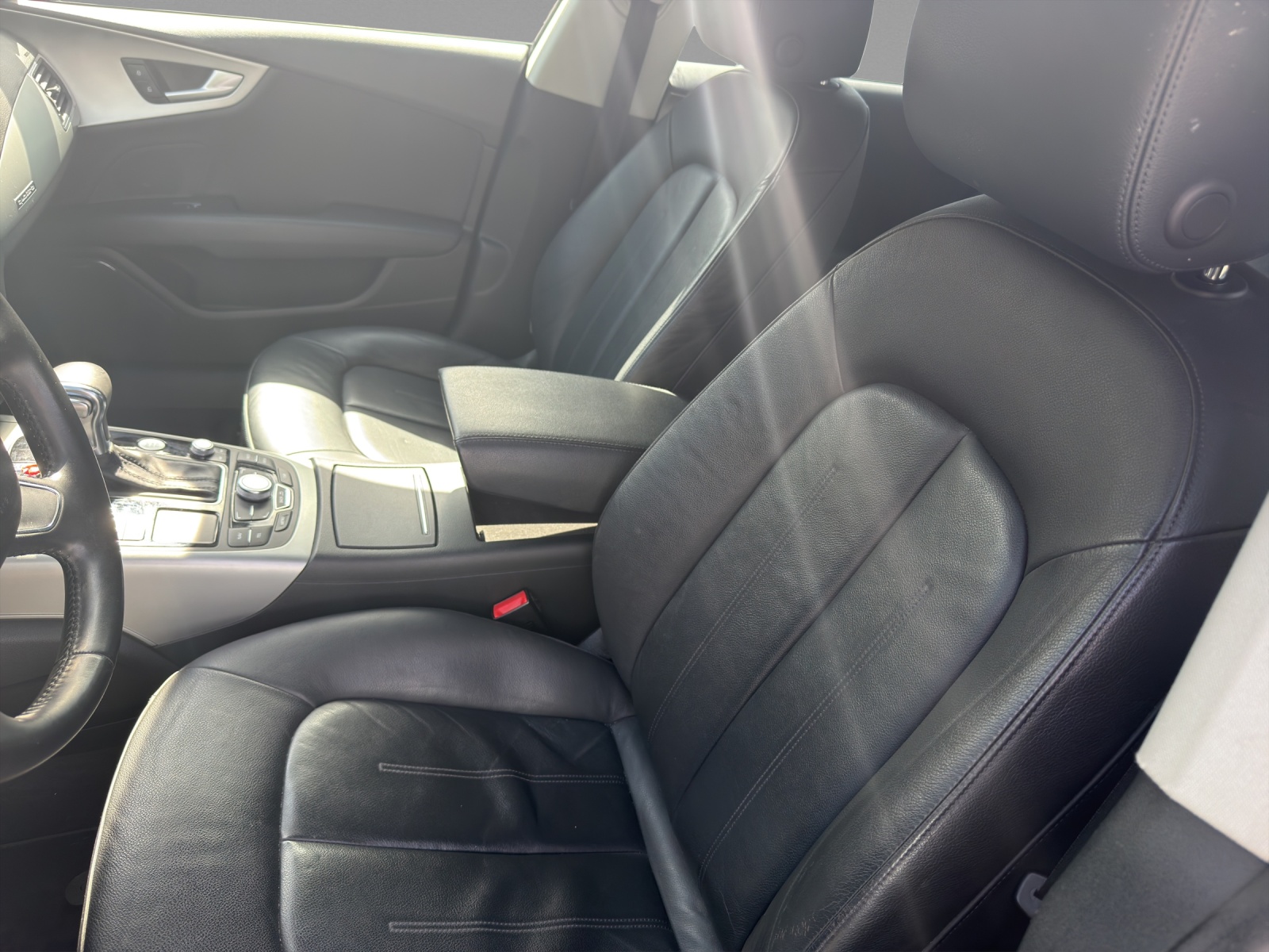 AUDI A7 Sportback 2.8 FSI quattro S-tronic-image-6