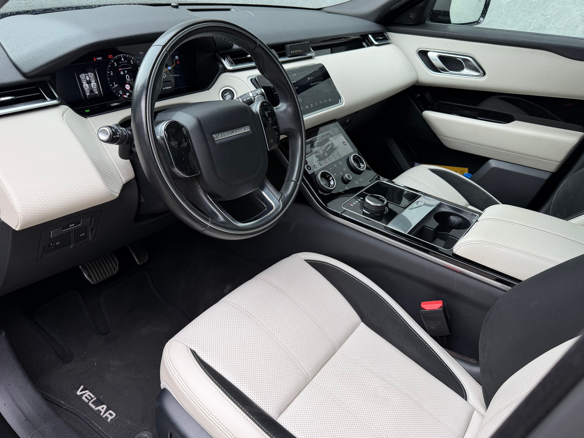 LAND ROVER Range Rover Velar R-Dynamic P 300 Automatic-image-11