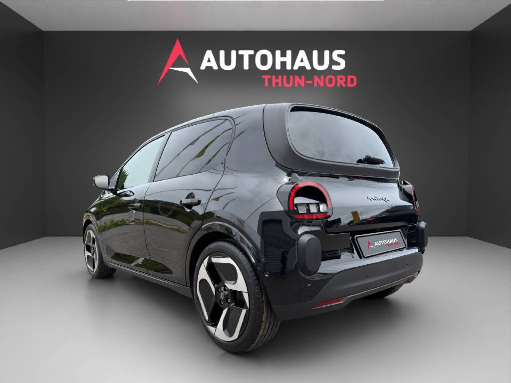RENAULT Twingo E-Tech Urban Range techno-showroom-element-2