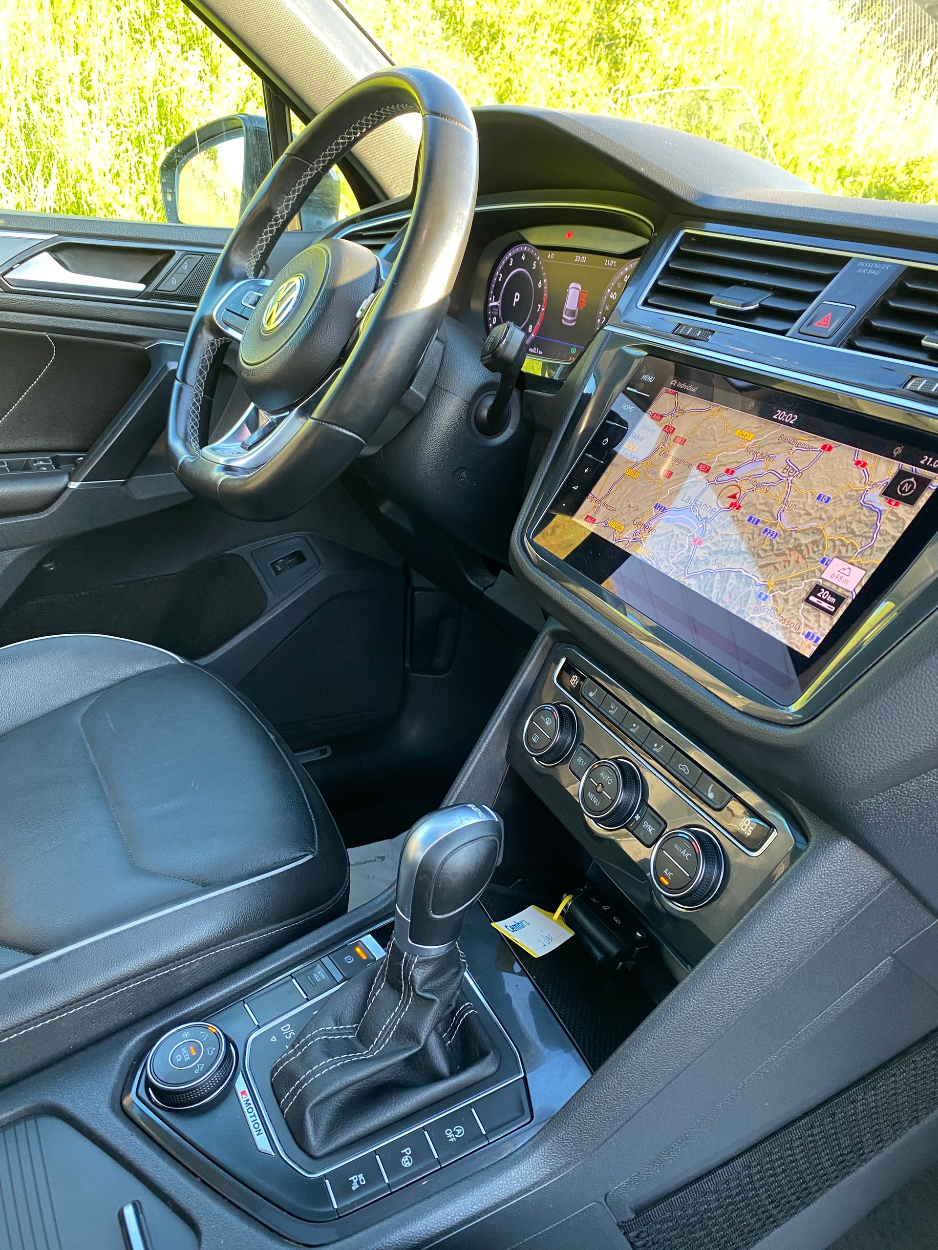 VW Tiguan 2.0TSI RLine 4Motion DSG-image-8