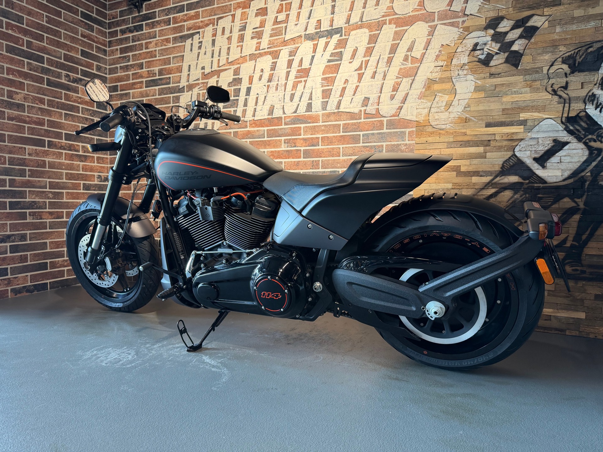 HARLEY-DAVIDSON FXDRS 114 ABS-showroom-element-3