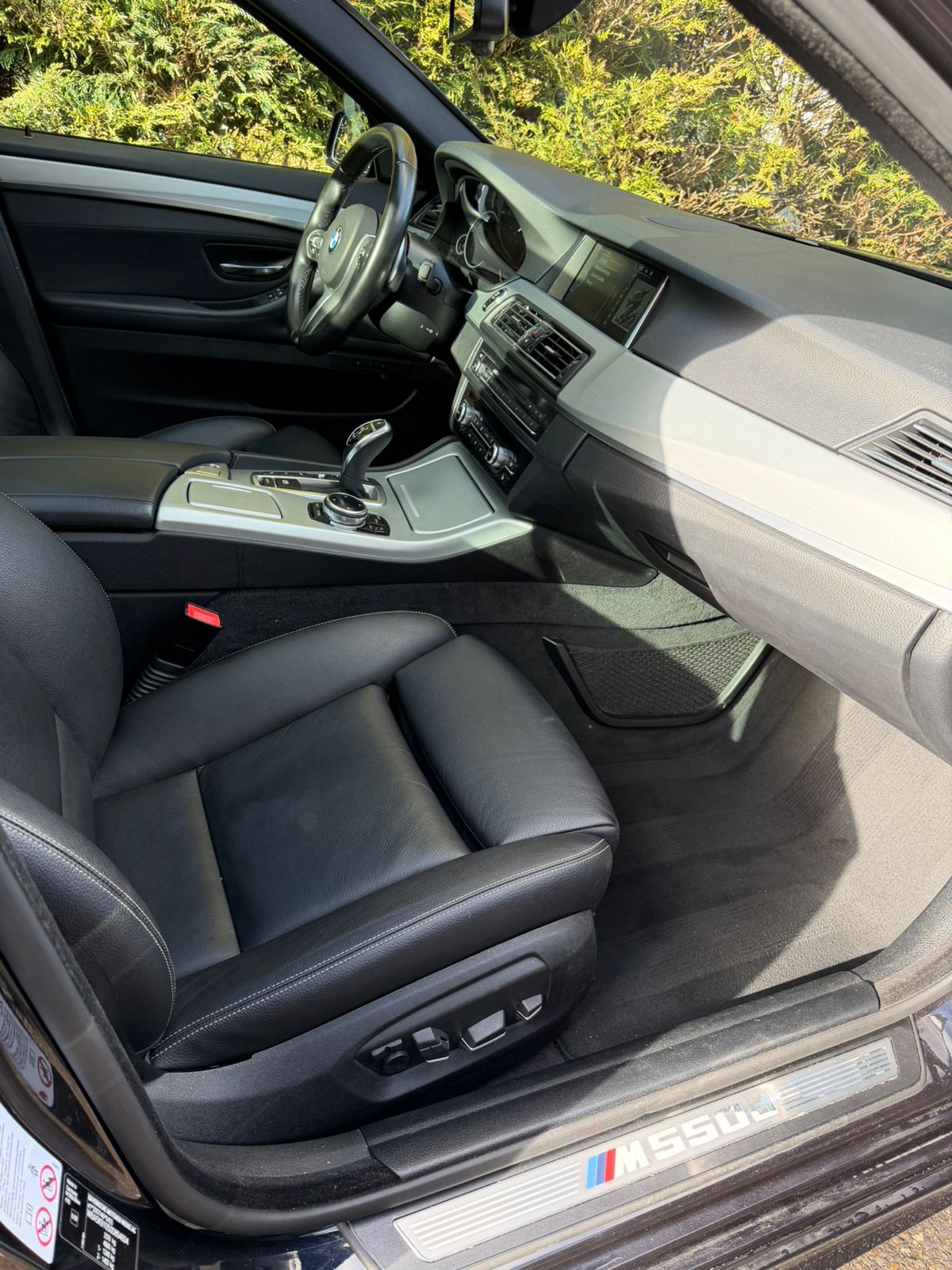 BMW M 550d xDrive-image-3
