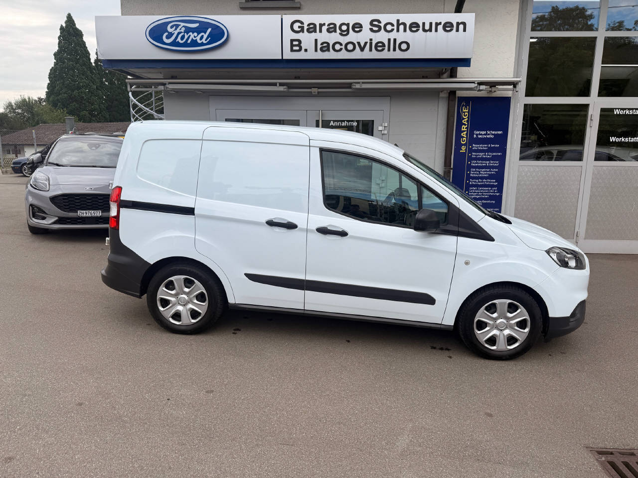 FORD Transit Courier Van 1.0 EcoB Basis-image-6