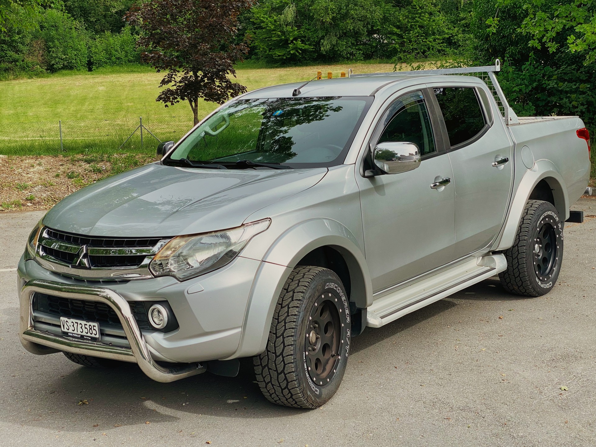 MITSUBISHI 2.4 DID 181 4x4 Style