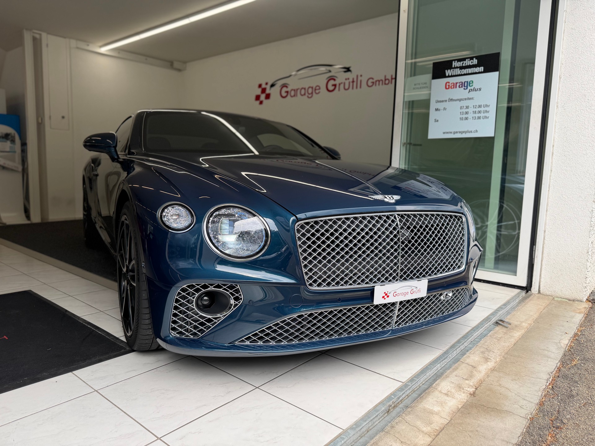 BENTLEY Continental GT 6.0 W12-image-19