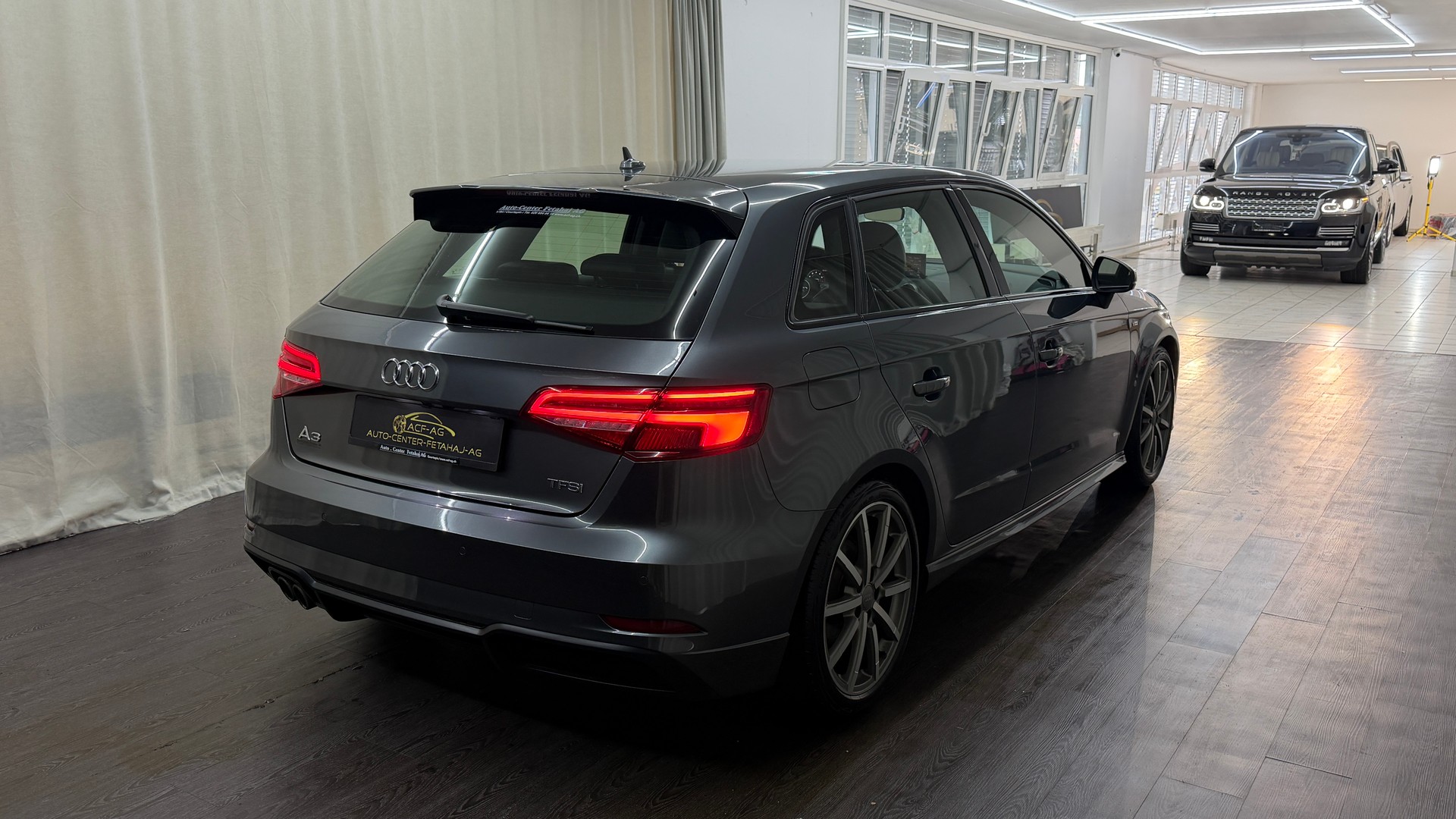 AUDI A3 Sportback 1.5 TFSI S-tronic Sport-image-3