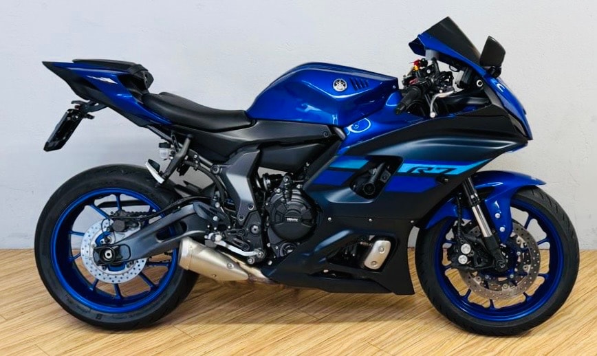 YAMAHA YZF-R7 (35kW)-showroom-element-1