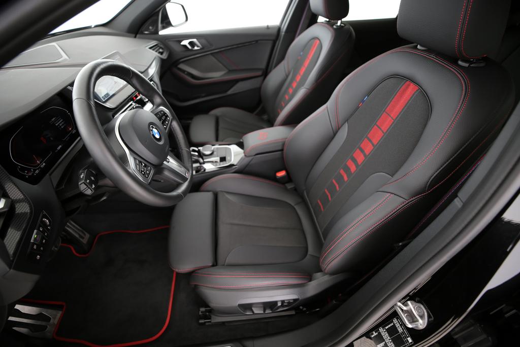 BMW 128ti-image-2