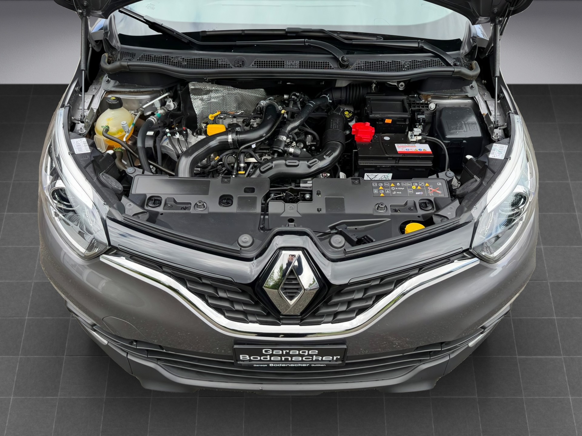 RENAULT Captur 0.9 12V Zen Benziner-image-16