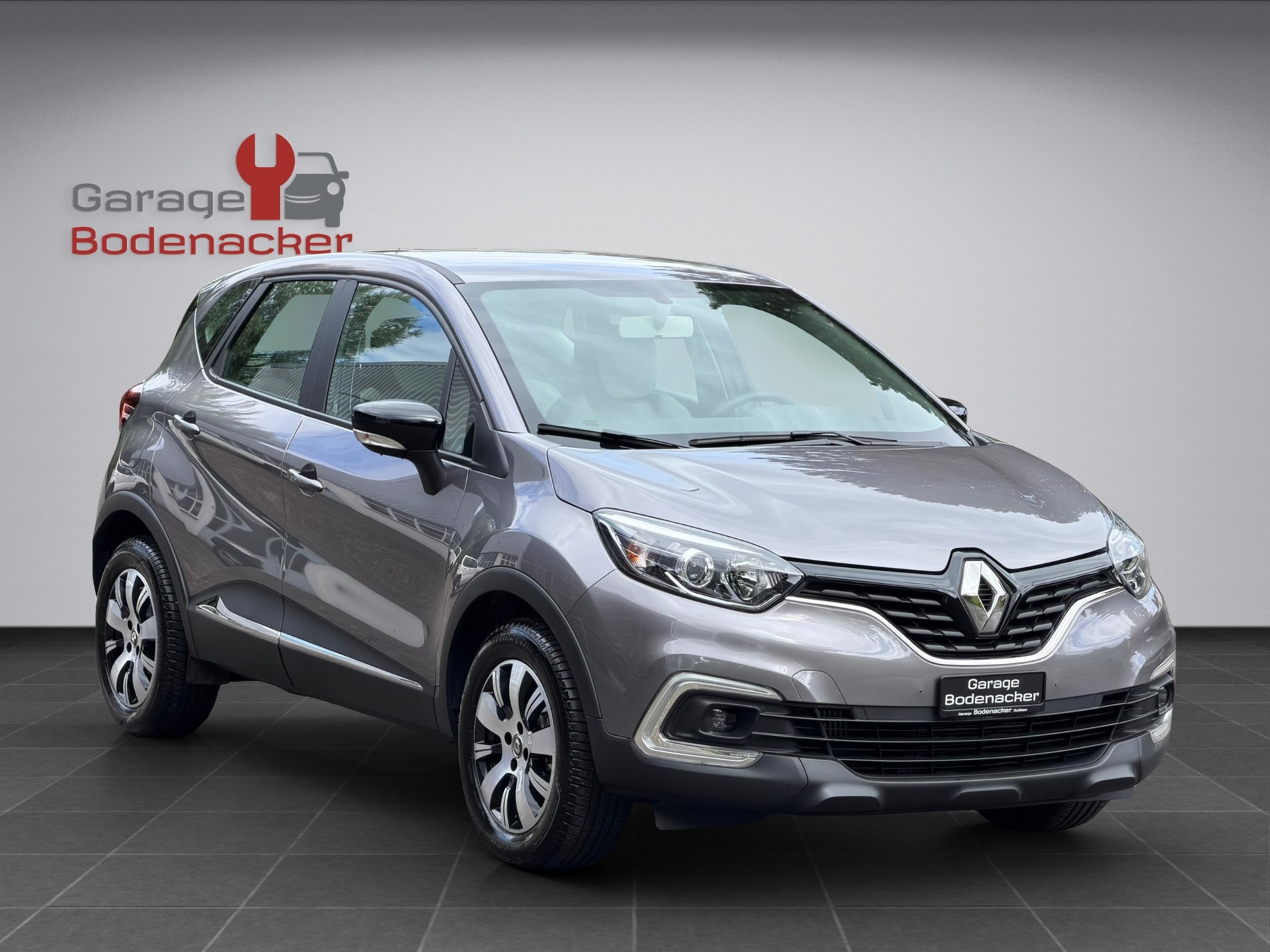 RENAULT Captur 0.9 12V Zen Benziner-image-6