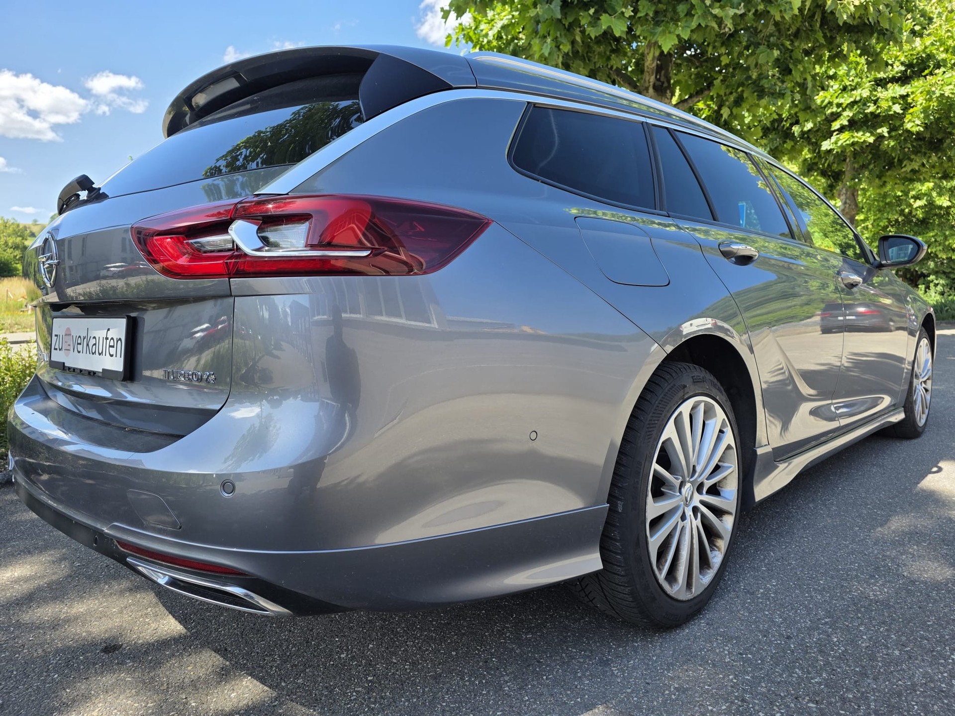 OPEL Insignia 2.0 T OPC Sports Tourer Excellence 4WD Automat.-image-3