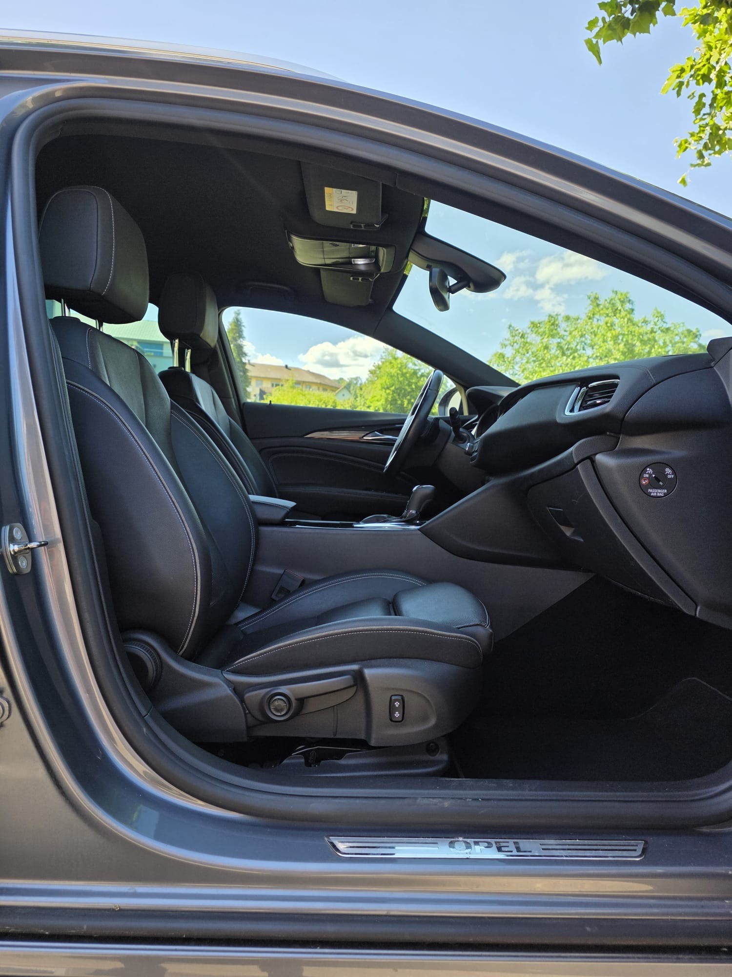 OPEL Insignia 2.0 T OPC Sports Tourer Excellence 4WD Automat.-image-8