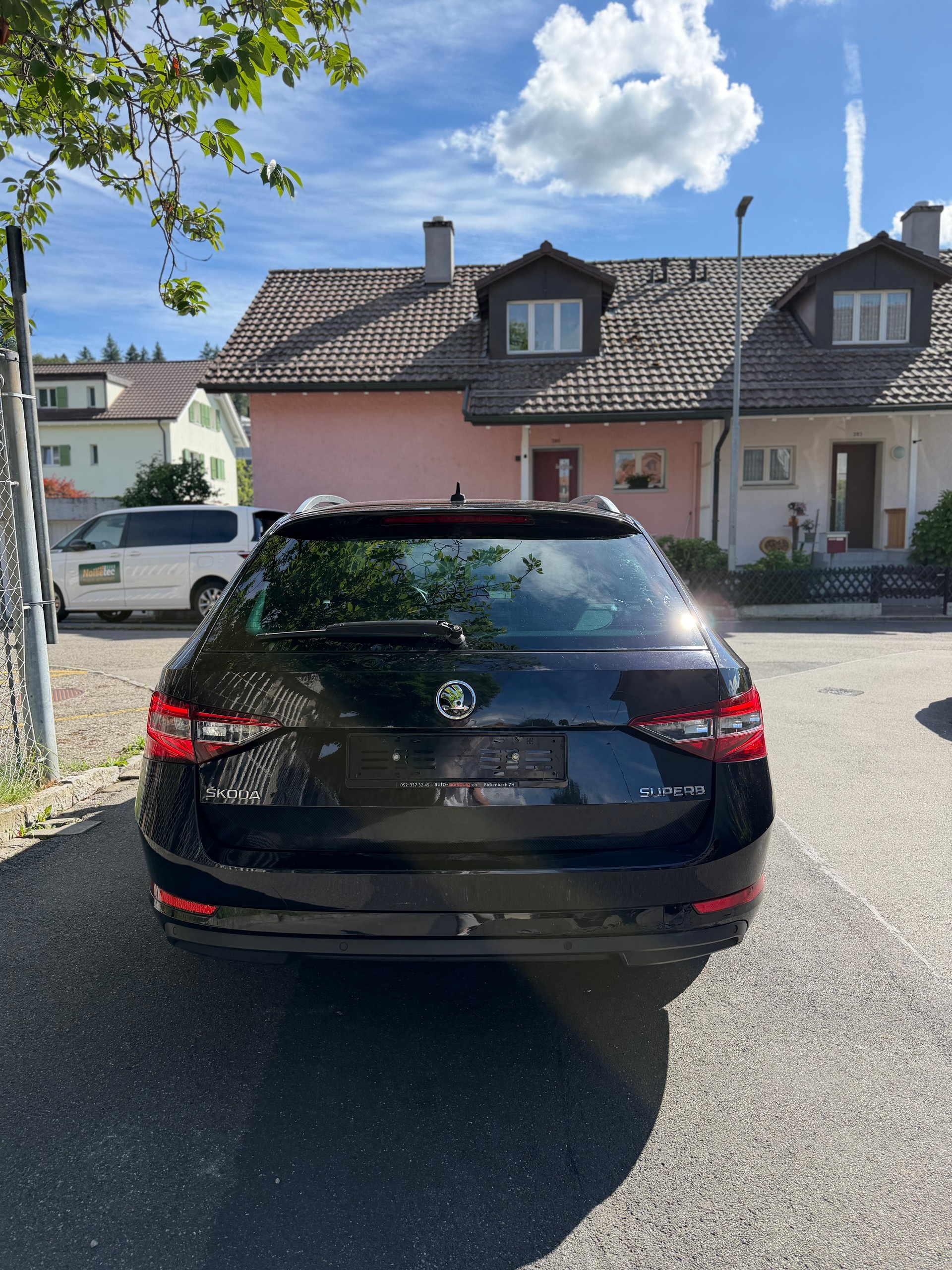 SKODA Superb Combi 1.8 TSI Style DSG-image-9