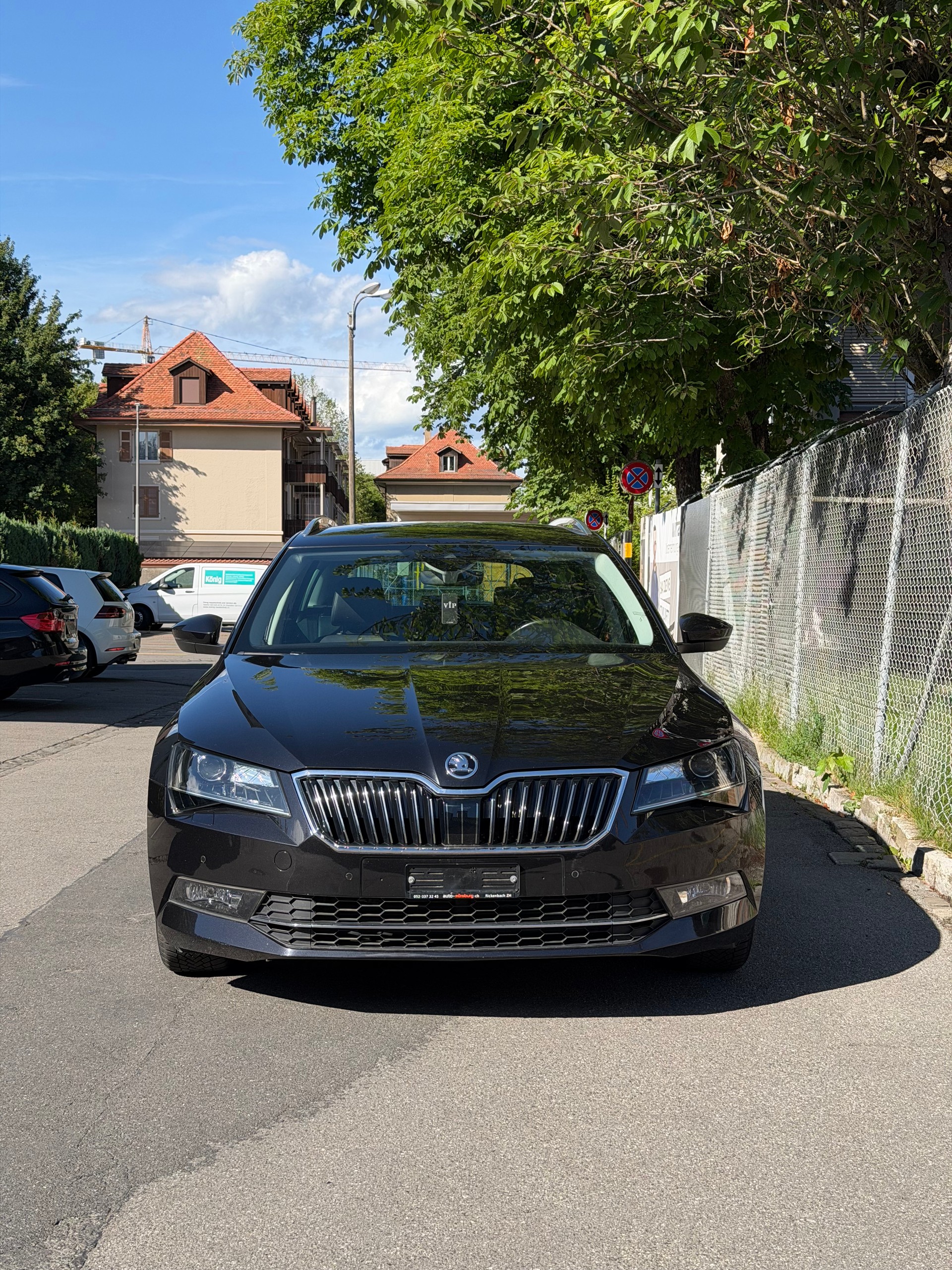 SKODA Superb Combi 1.8 TSI Style DSG-image-1