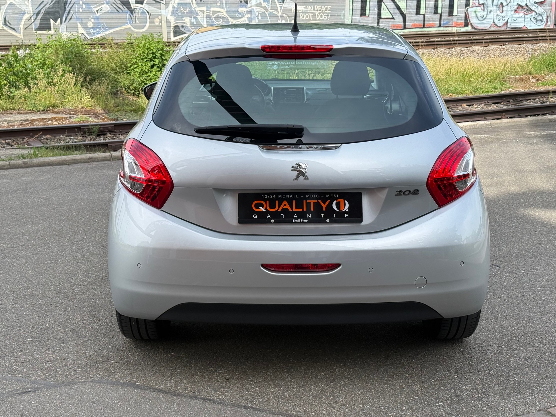 PEUGEOT 208 1.6 VTI Allure Automatik-image-4