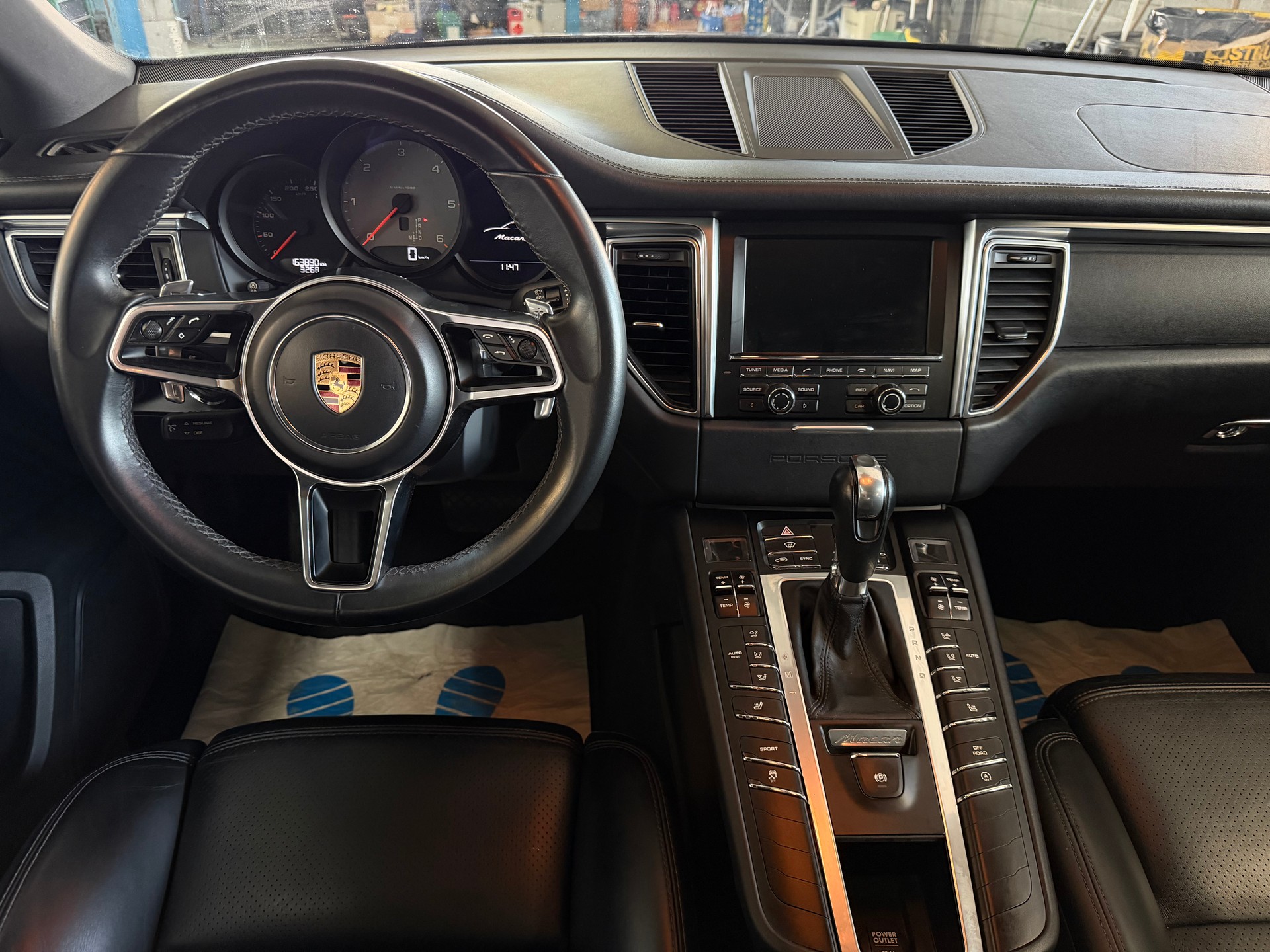 PORSCHE Macan S Diesel PDK | CH-Auto | Pano Dach | RF-Kamera-image-13