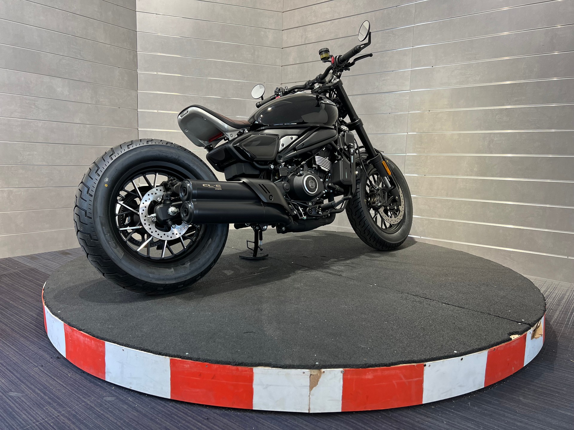 CF MOTO BOBBER-image-5