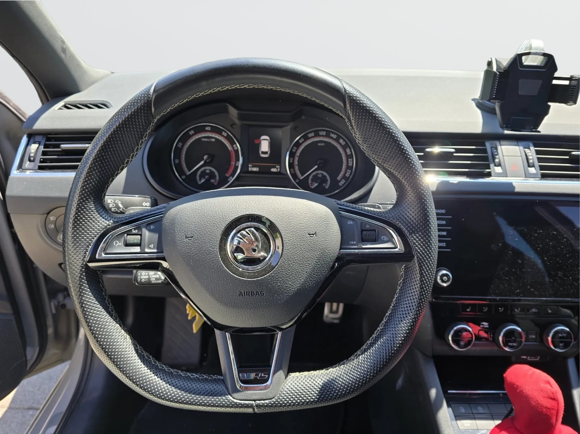 SKODA Octavia Combi 2.0 TSI RS DSG-image-4