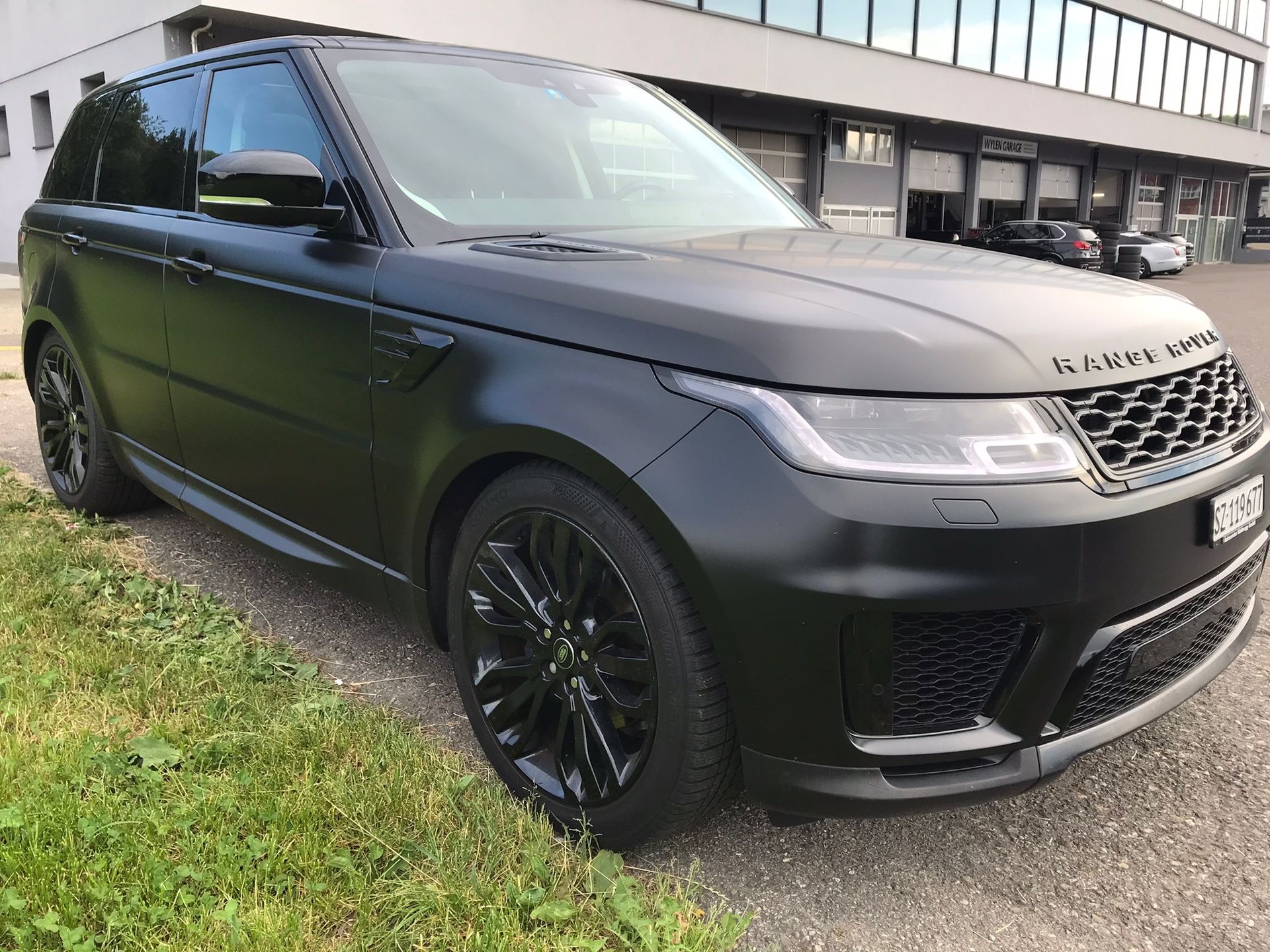 LAND ROVER Range Rover Sport 2.0 Si4 HSE Automatic-image-2