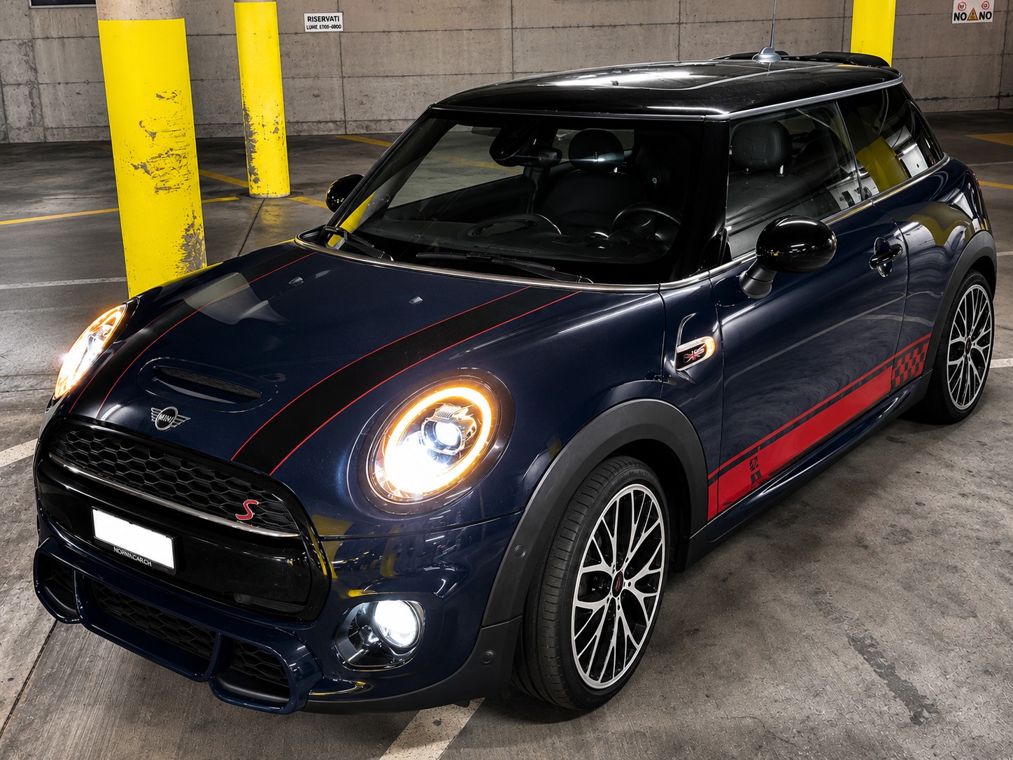 MINI 2.0i Cooper S SDKG - JCW Pack-image-0