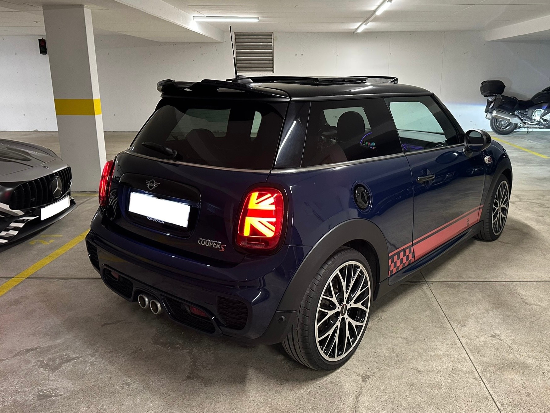 MINI 2.0i Cooper S SDKG - JCW Pack-image-2