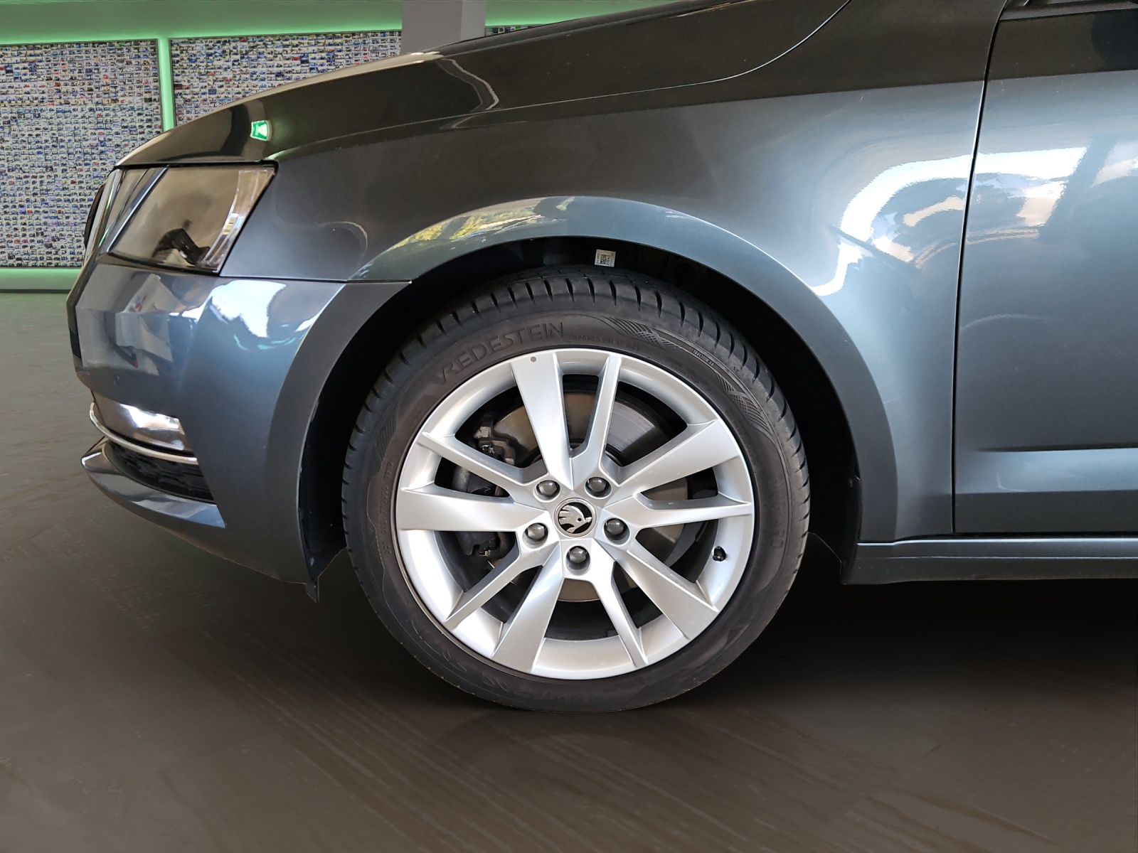 SKODA Octavia Combi 2.0 TDI Style 4x4-image-5