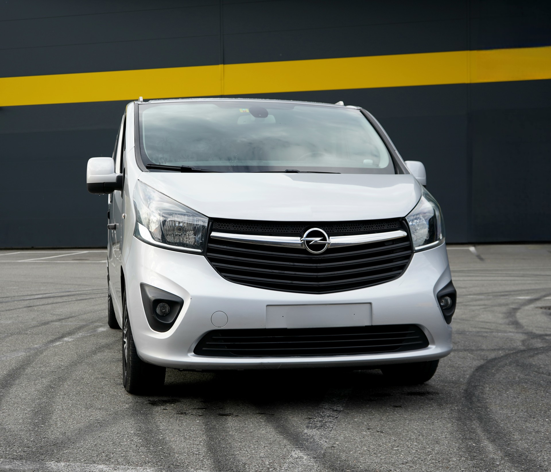OPEL VIVARO-image-4