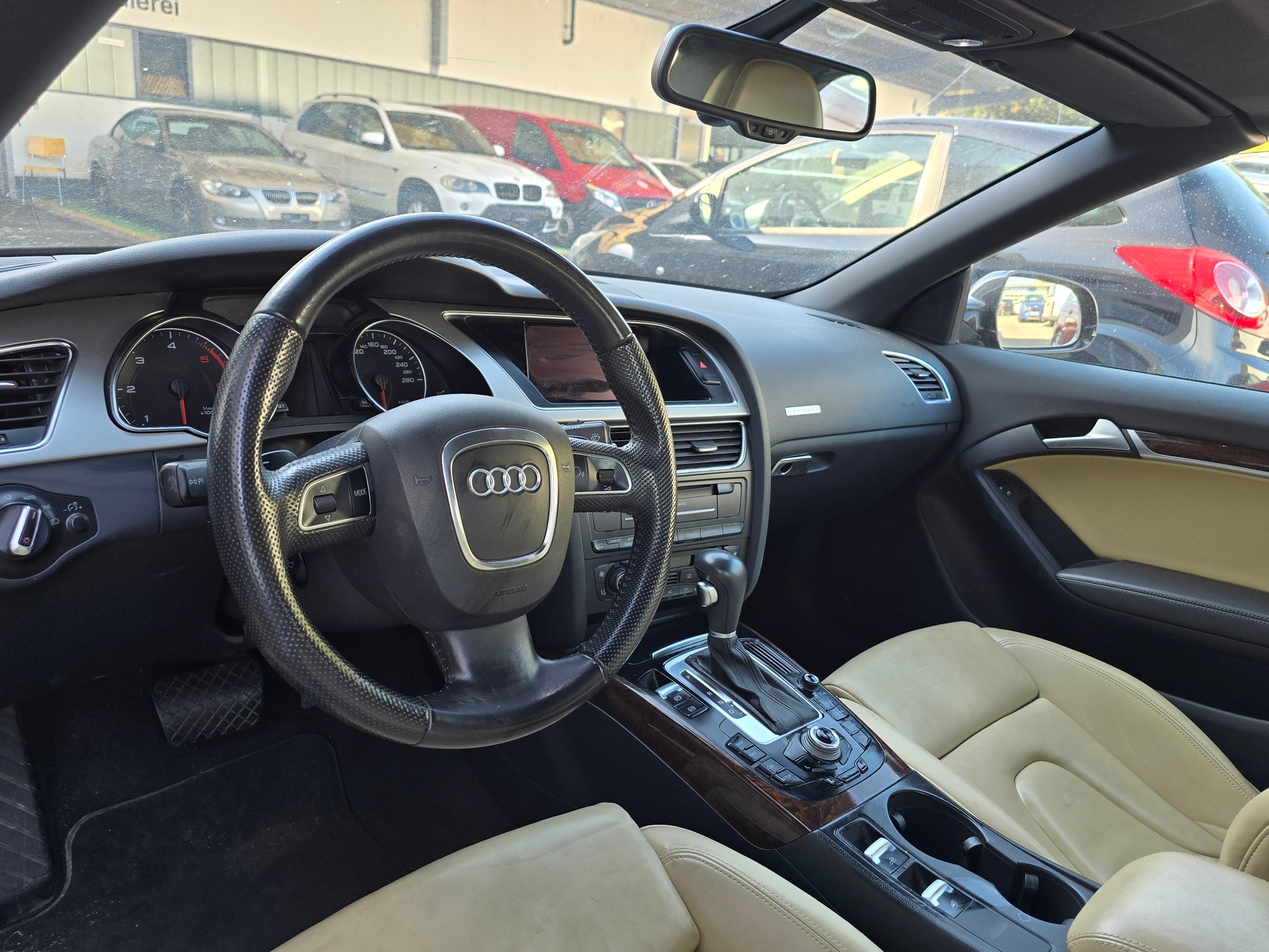 AUDI A5 Cabriolet 3.0 TDI quattro S-tronic-image-10