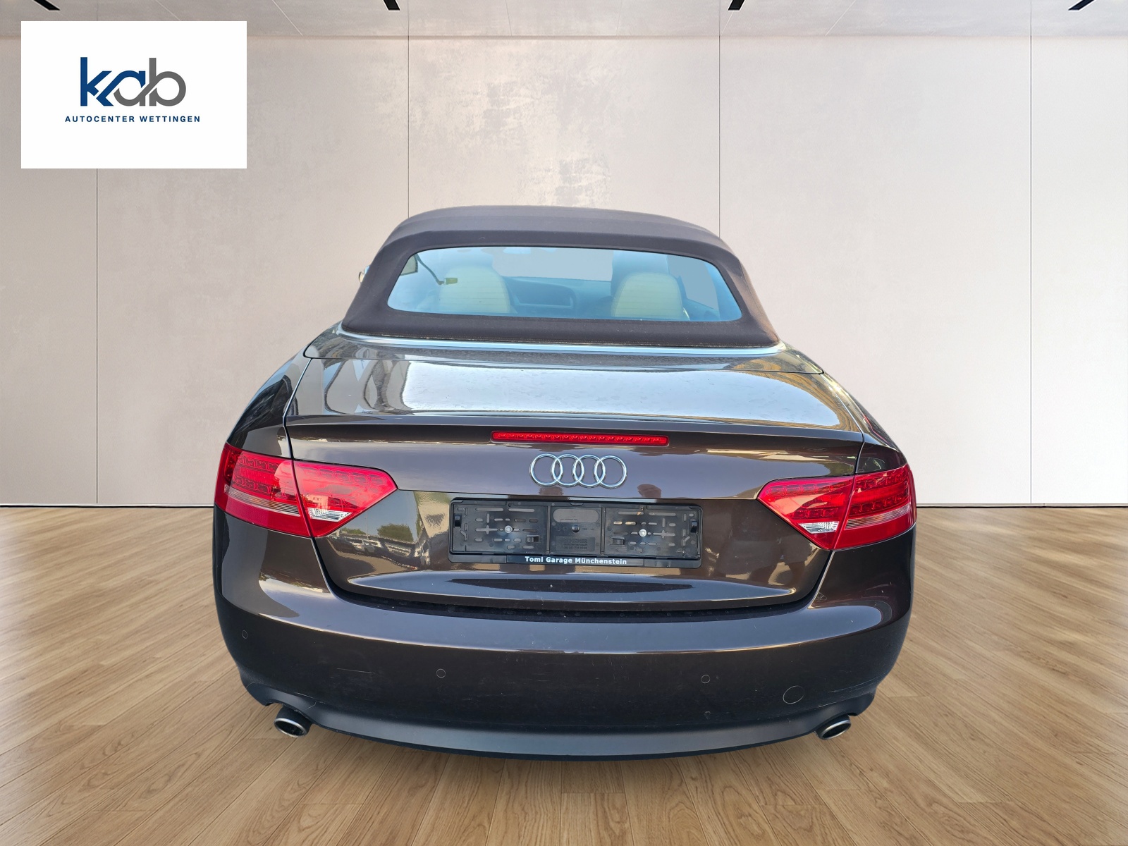 AUDI A5 Cabriolet 3.0 TDI quattro S-tronic-image-4