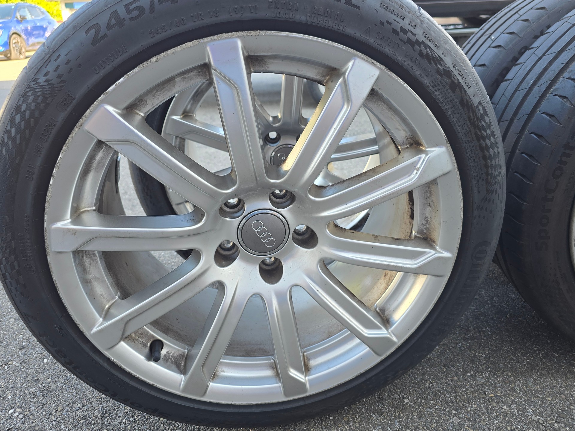 AUDI A5 Cabriolet 3.0 TDI quattro S-tronic-image-15