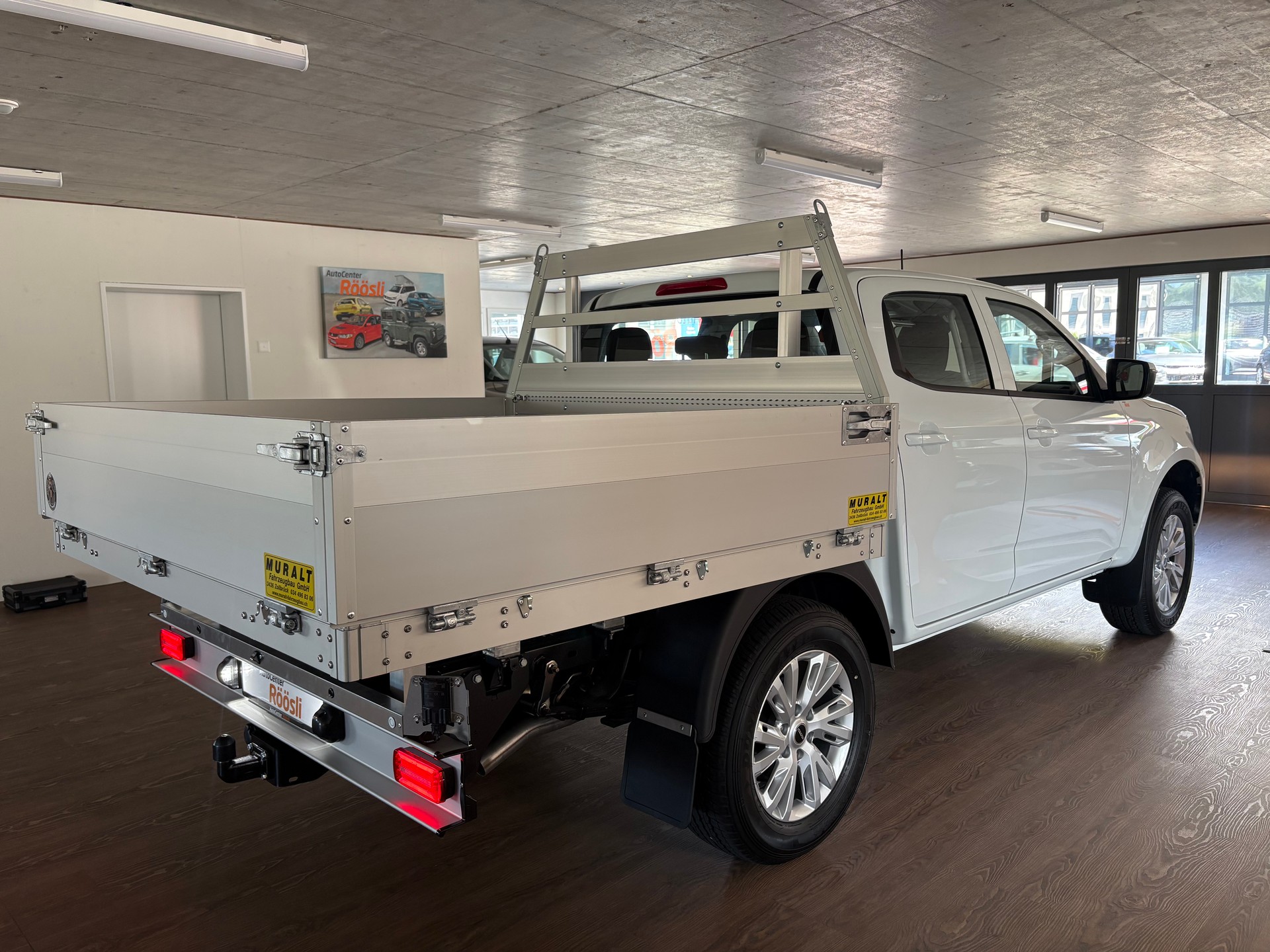 ISUZU D-MAX 1.9 CrewCab N60BB+ 4x4-image-0