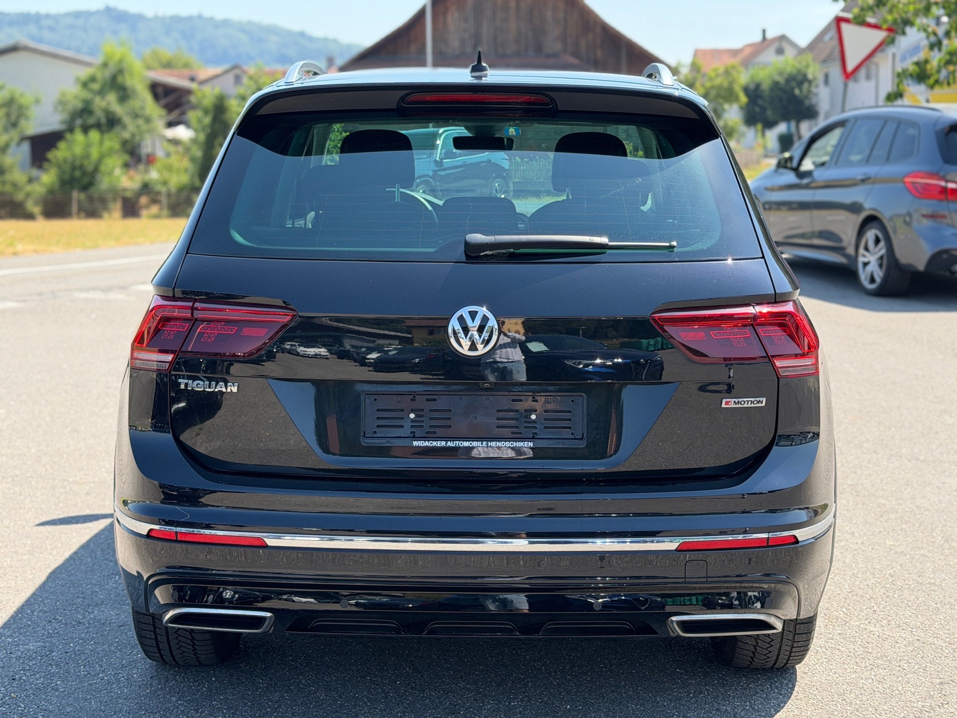 VW Tiguan 2.0TSI Highline 4Motion DSG-image-4
