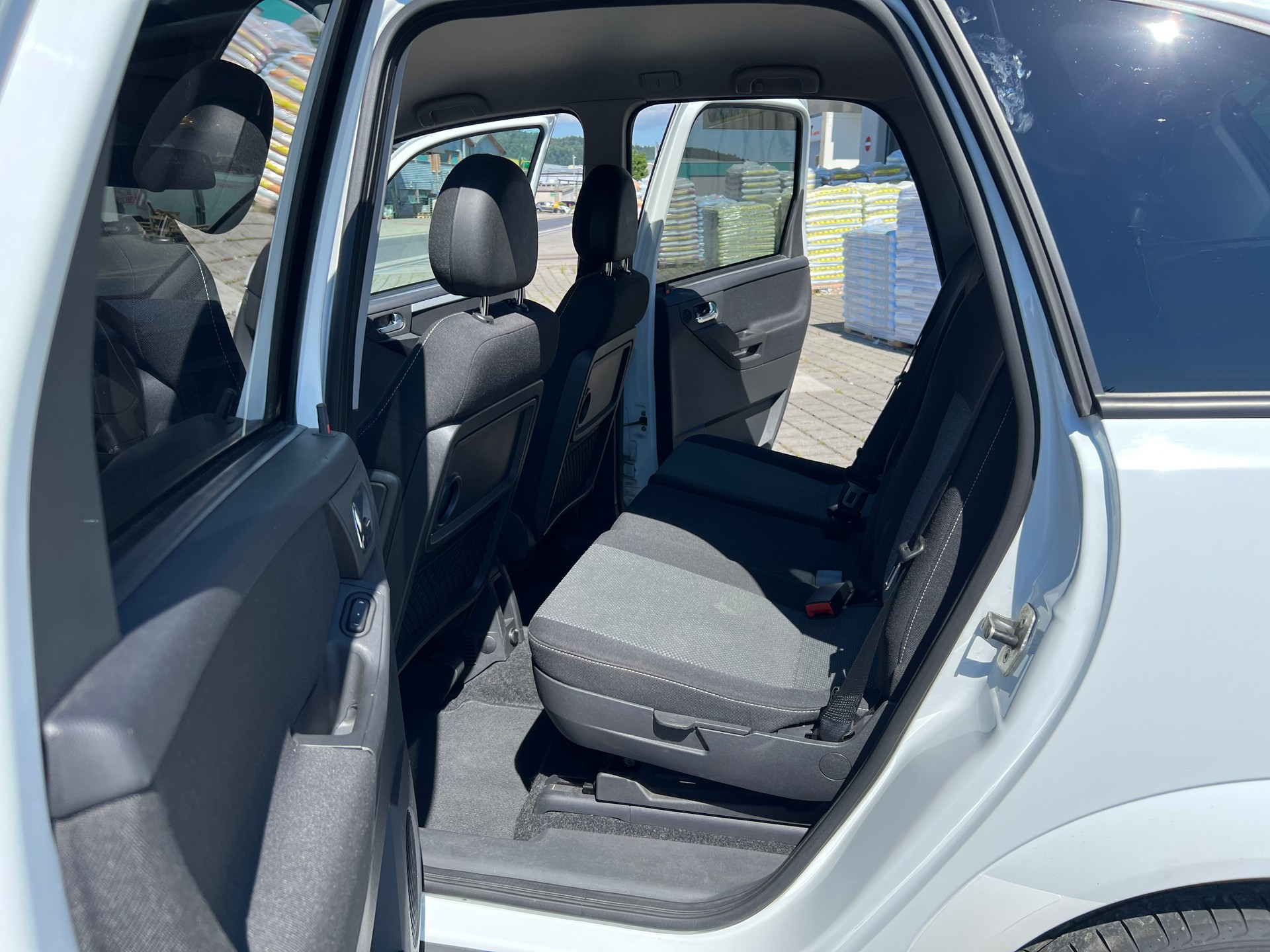 OPEL Meriva 1.6i-16 TP Cosmo-image-9