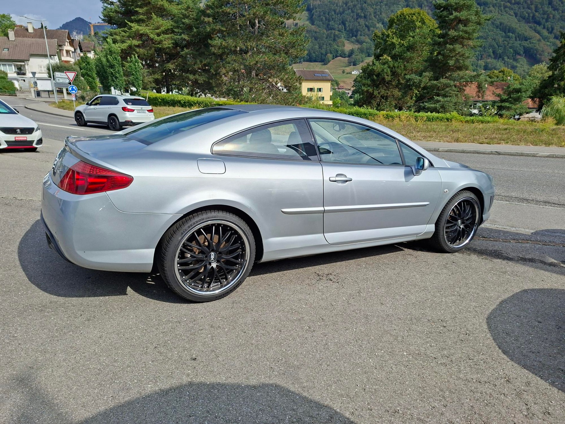 PEUGEOT 407-image-4