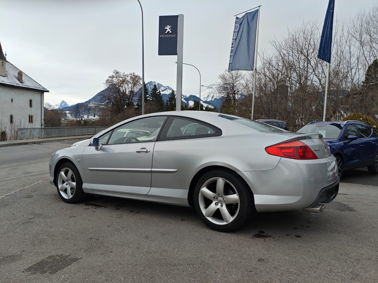 PEUGEOT 407-image-0
