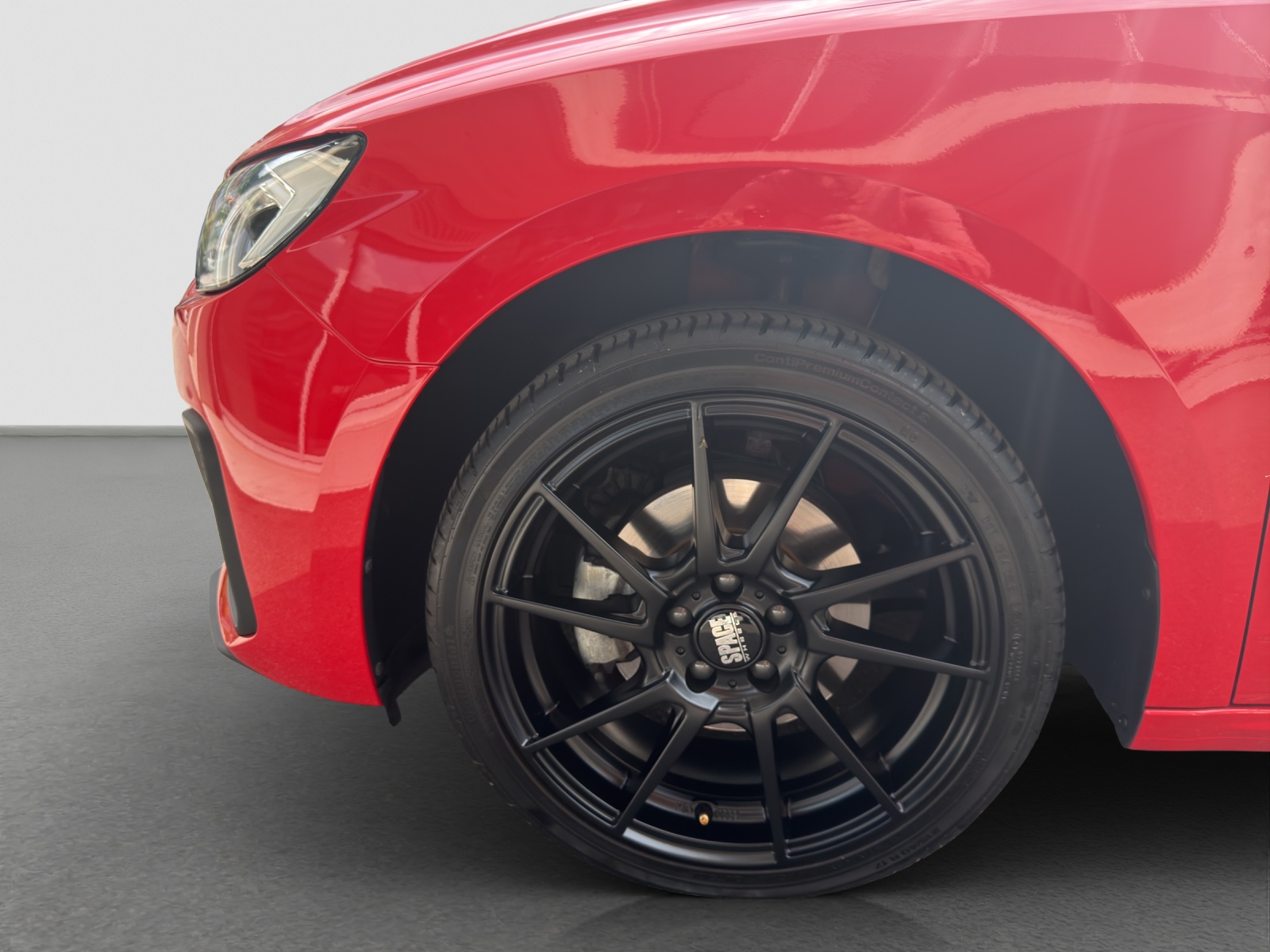 AUDI A1 Sportback 30 TFSI Attraction S-tronic-image-4