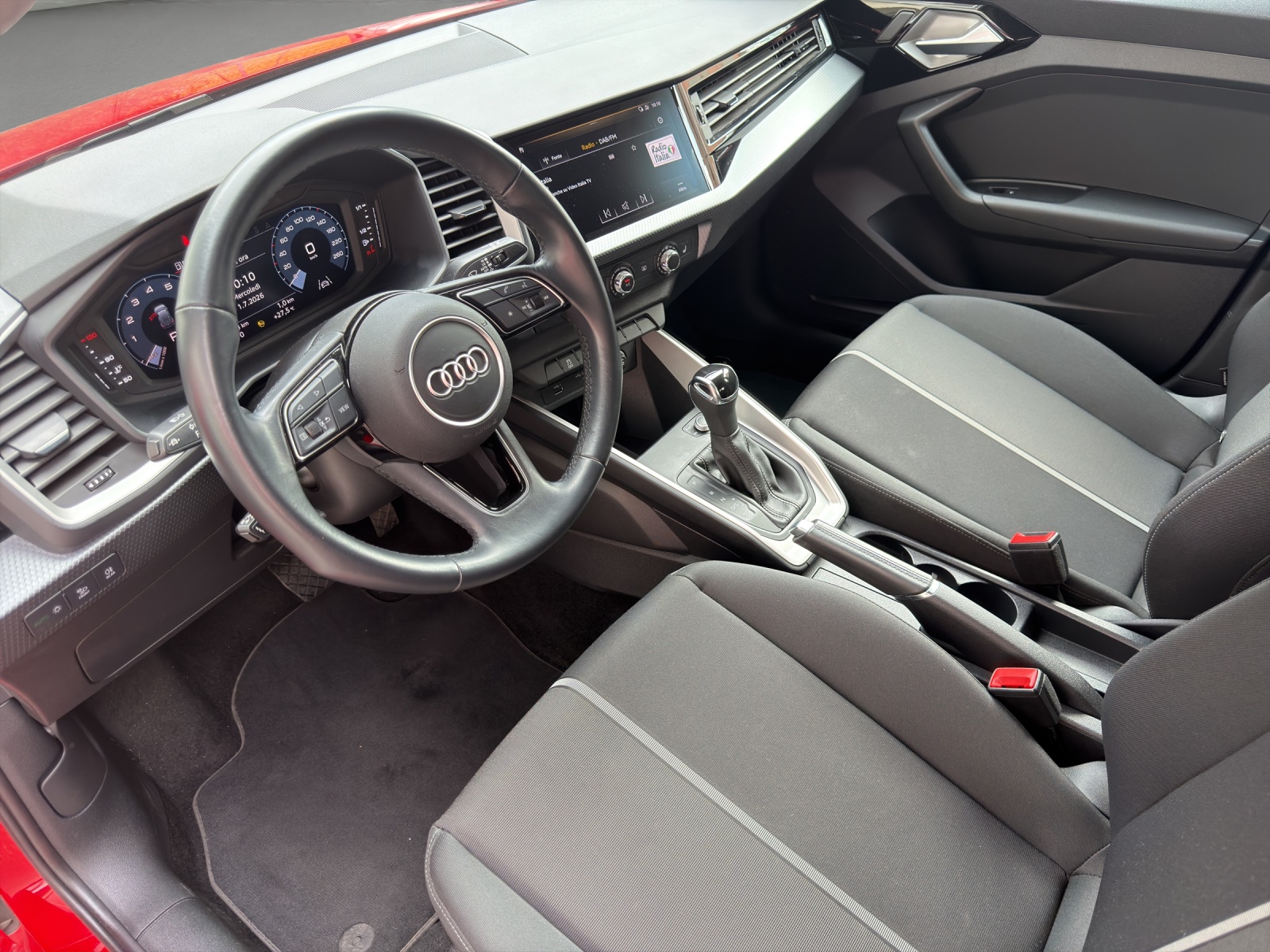 AUDI A1 Sportback 30 TFSI Attraction S-tronic-image-7