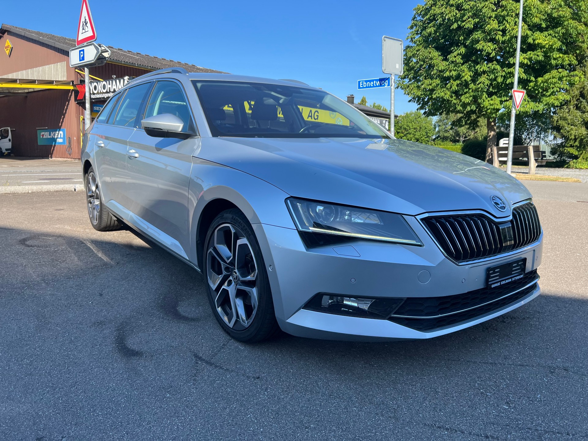 SKODA Superb Combi 2.0 TDi Style 4x4 DSG-image-6