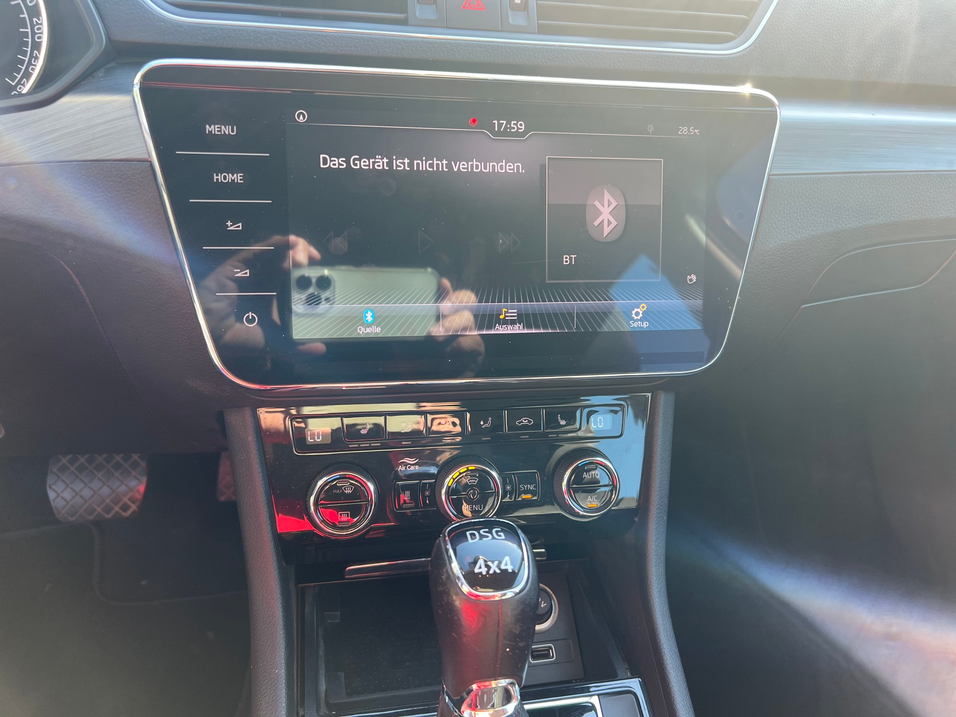 SKODA Superb Combi 2.0 TDi Style 4x4 DSG-image-26
