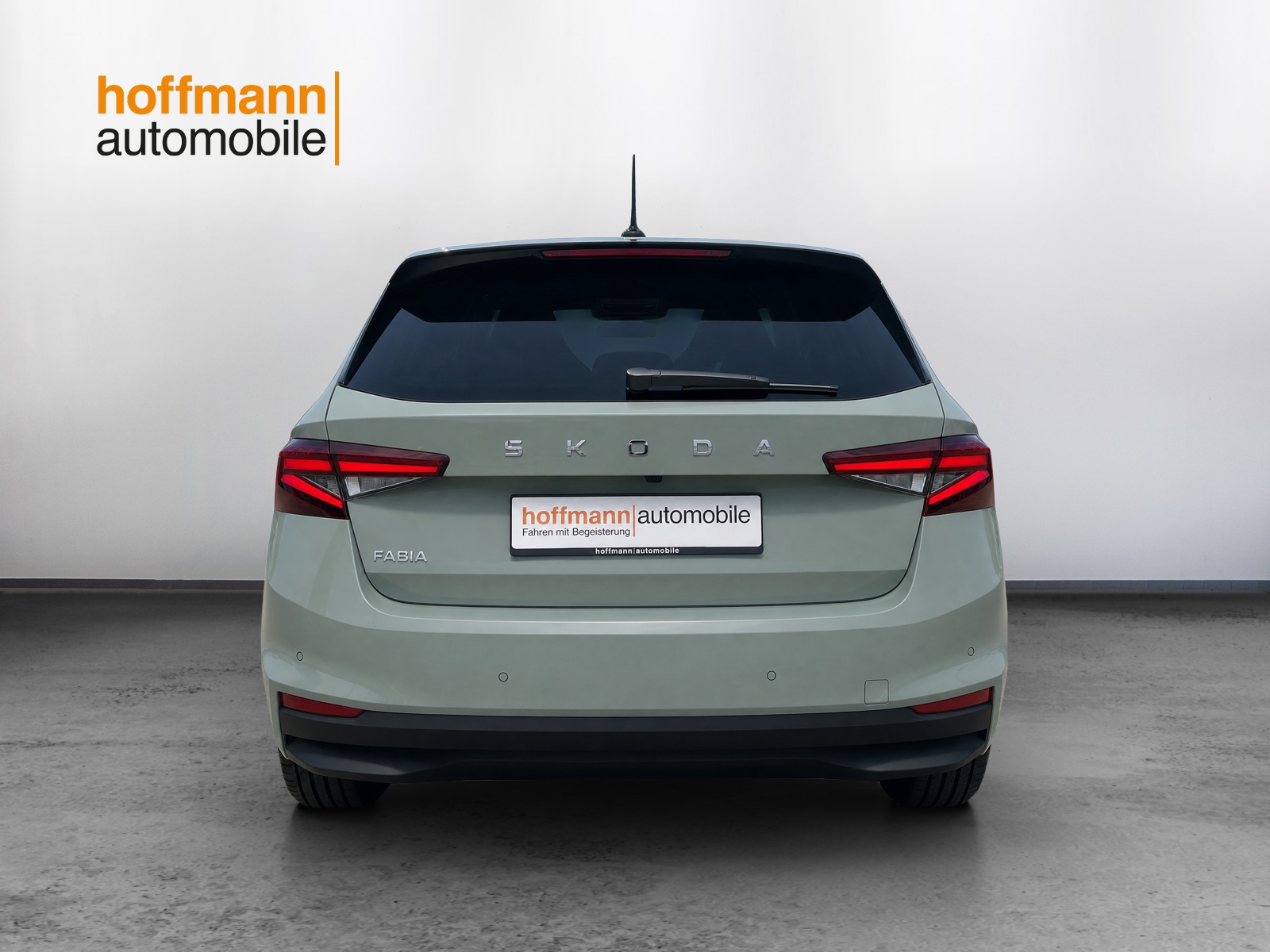 SKODA Fabia 1.0 TSI Dynamic DSG-image-4