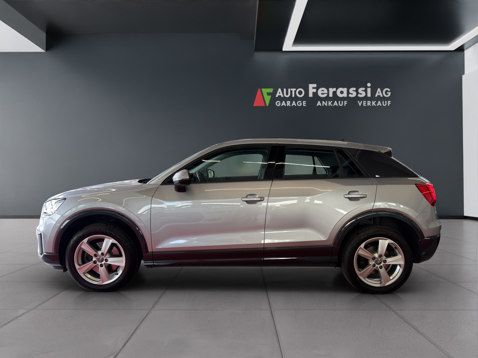 AUDI Q2 2.0 TFSI sport quattro S-tronic-image-1