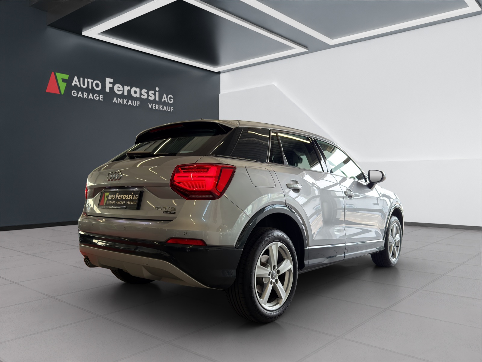 AUDI Q2 2.0 TFSI sport quattro S-tronic-image-5