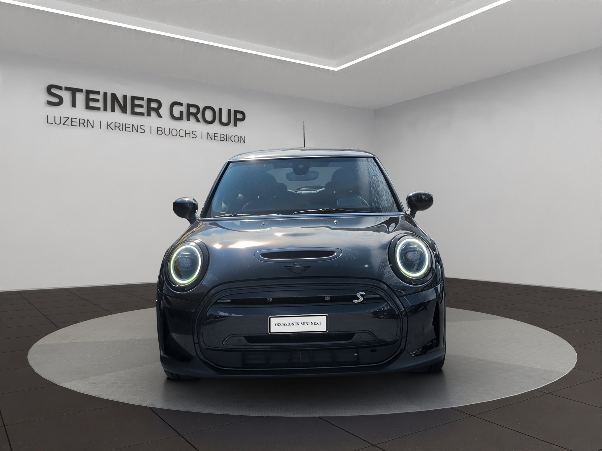 MINI Cooper SE-image-2