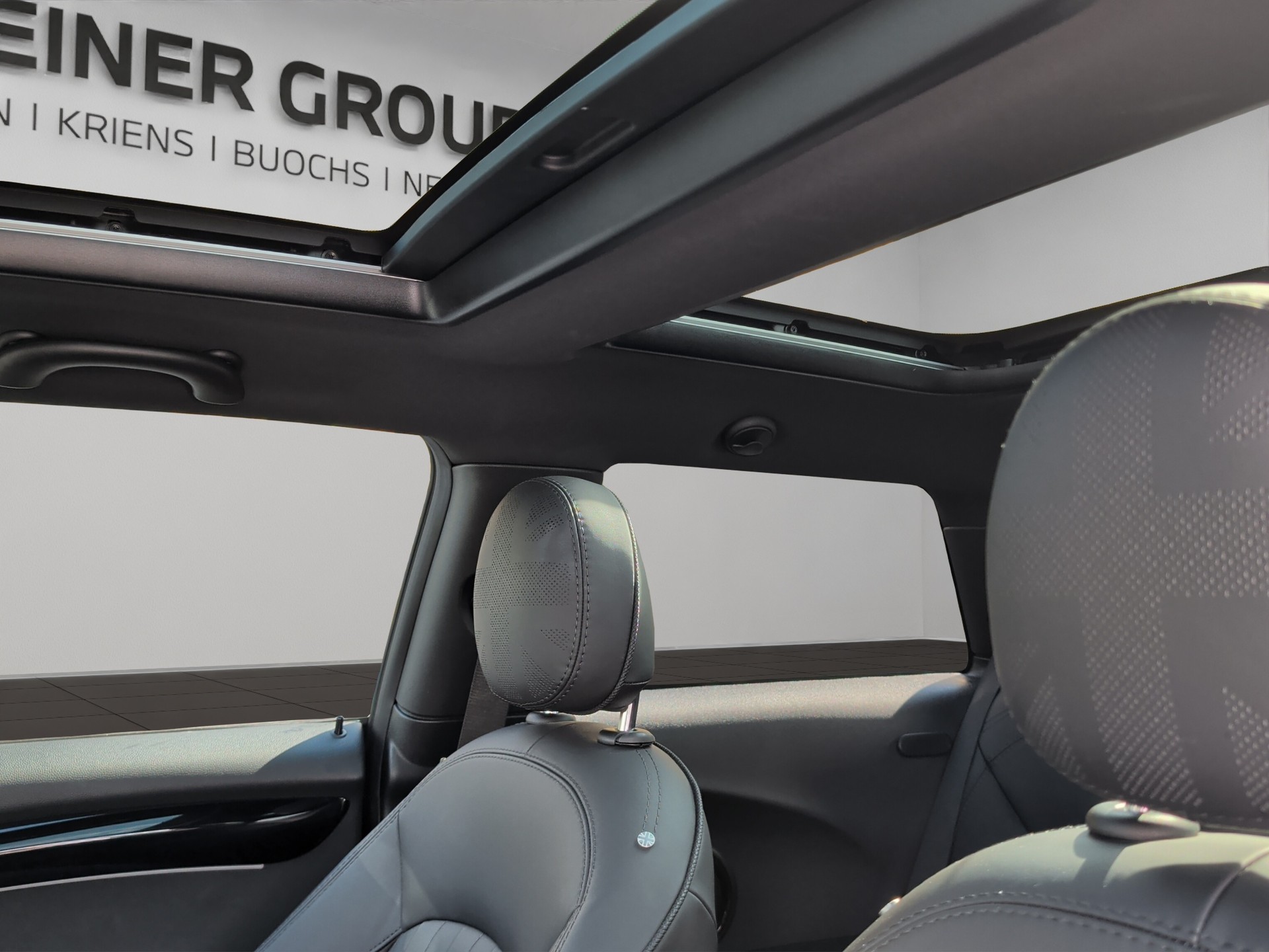 MINI Cooper SE-image-13
