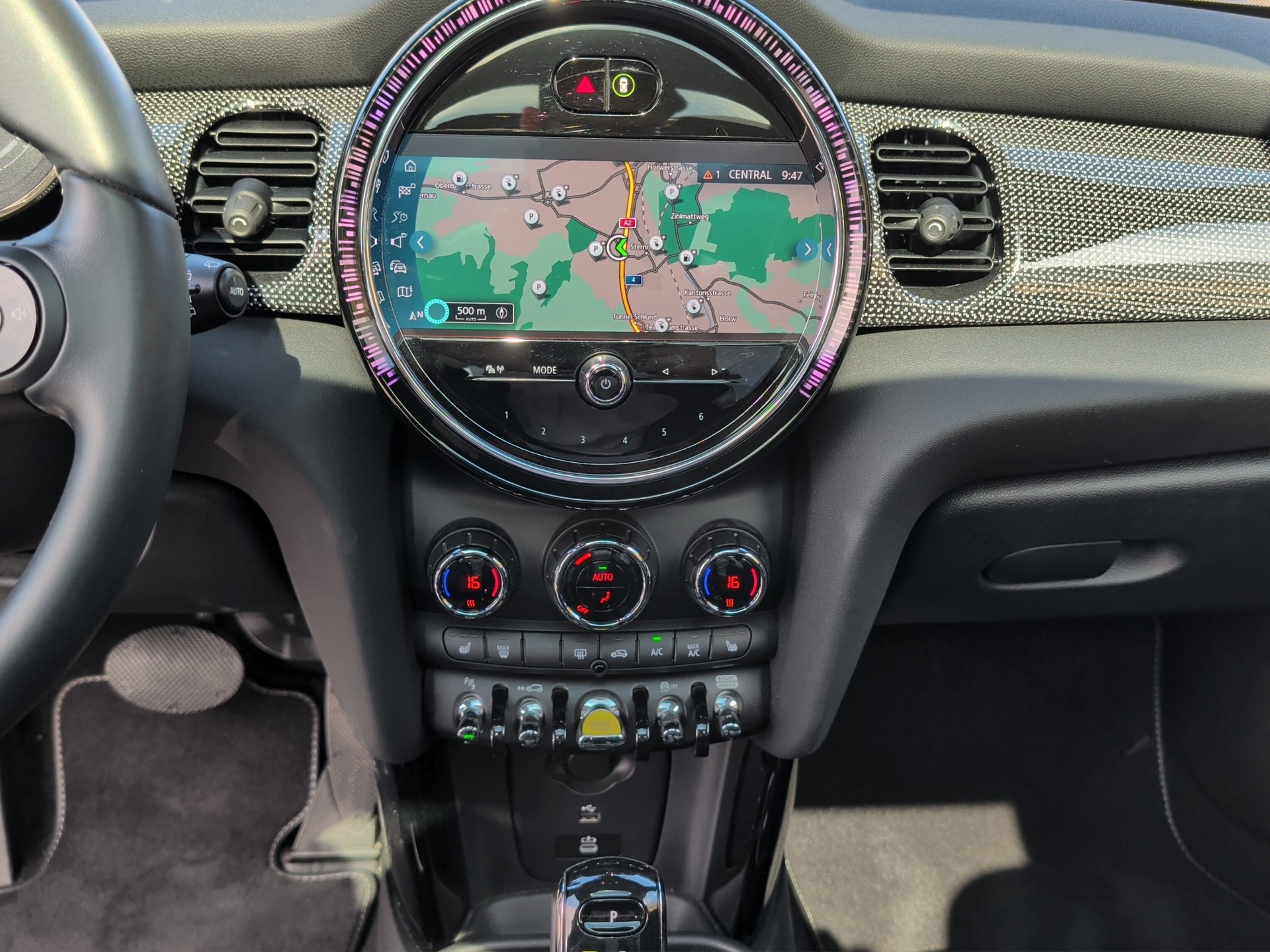MINI Cooper SE-image-17