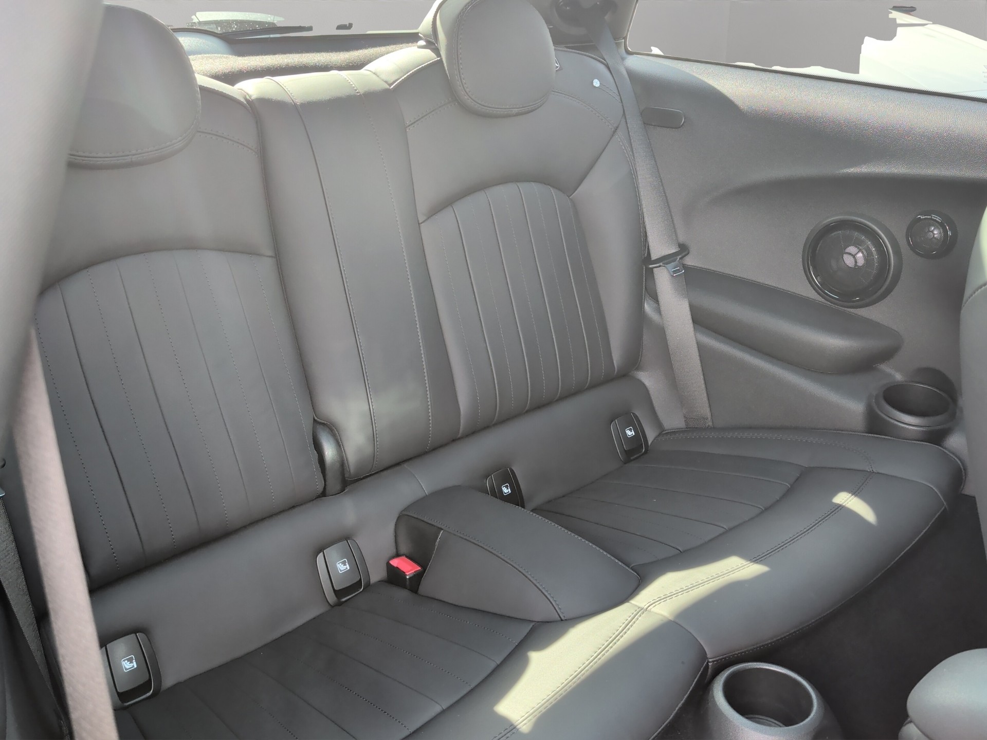 MINI Cooper SE-image-22