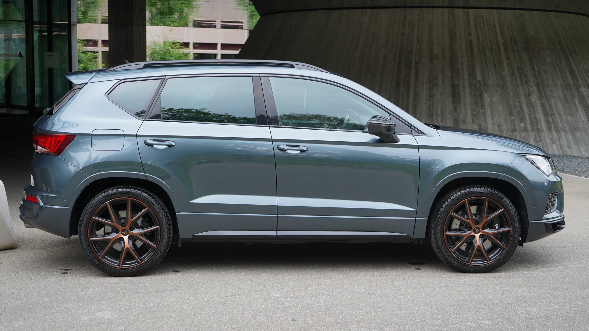 CUPRA Ateca 2.0 TSI Cupra 4Drive DSG-image-3