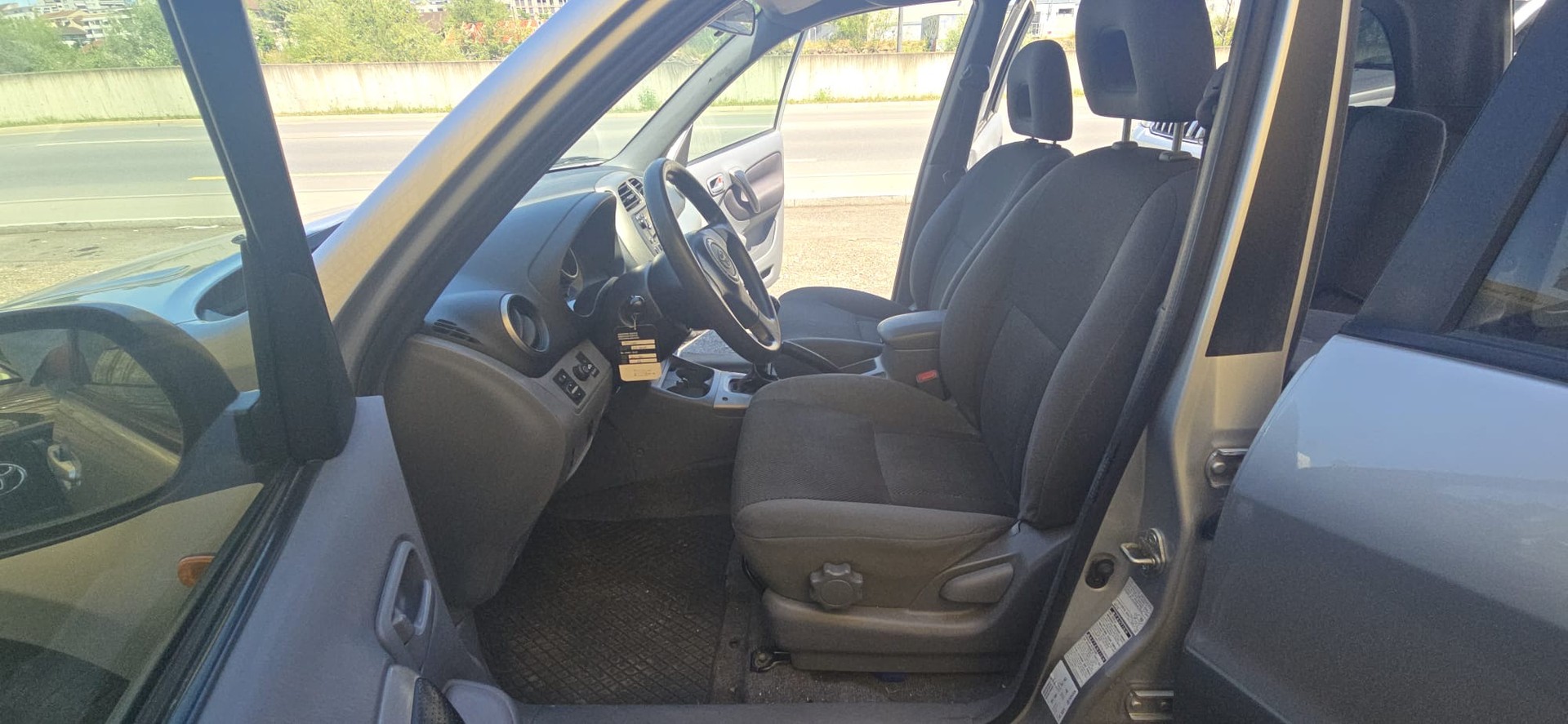 TOYOTA RAV-4 2.0 16V Linea Terra-image-7
