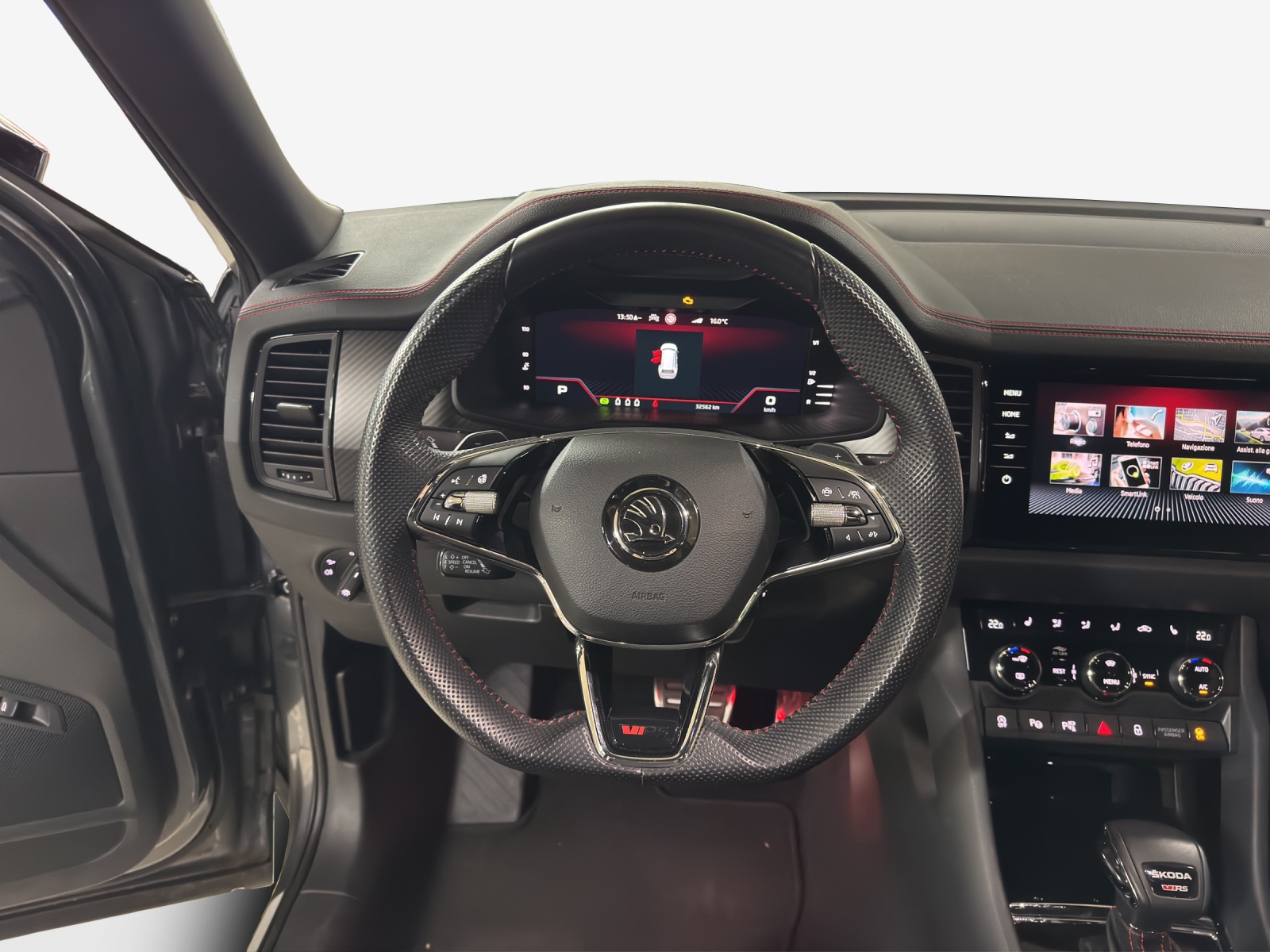 SKODA Kodiaq 2.0 TSI 4x4 RS-image-9