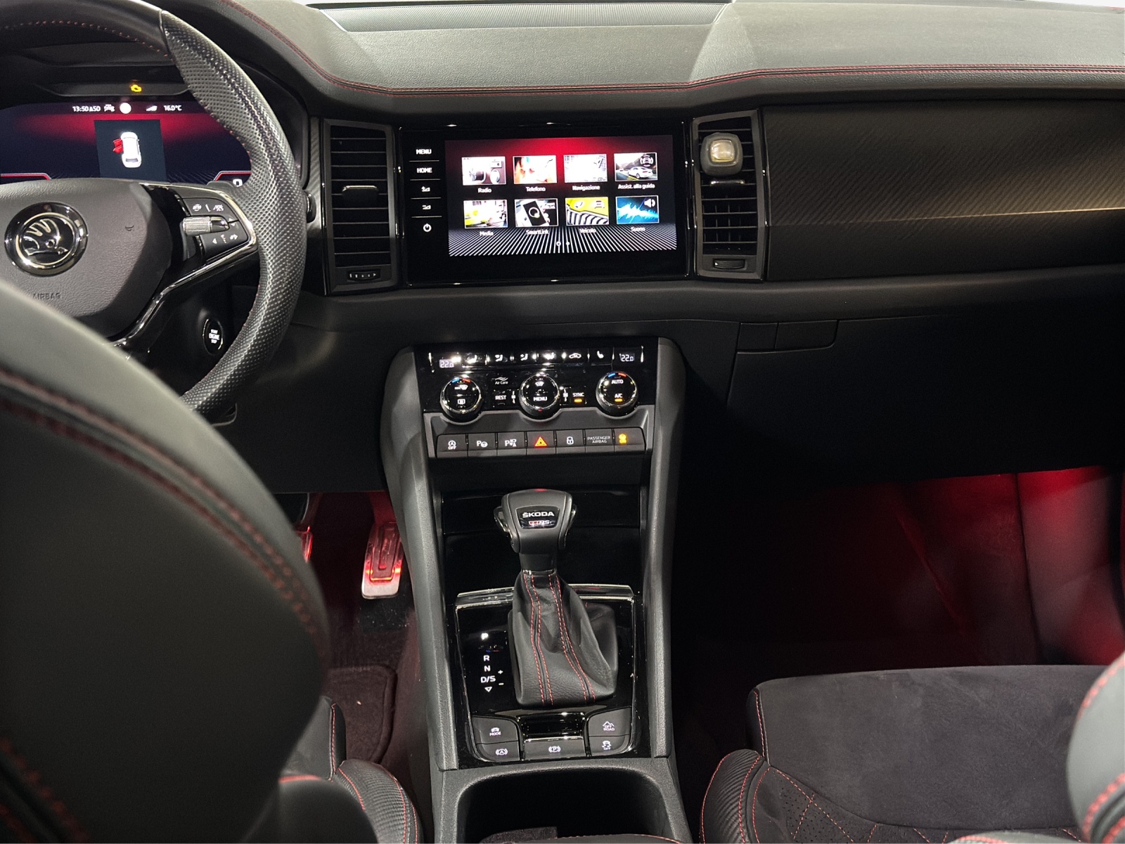 SKODA Kodiaq 2.0 TSI 4x4 RS-image-10